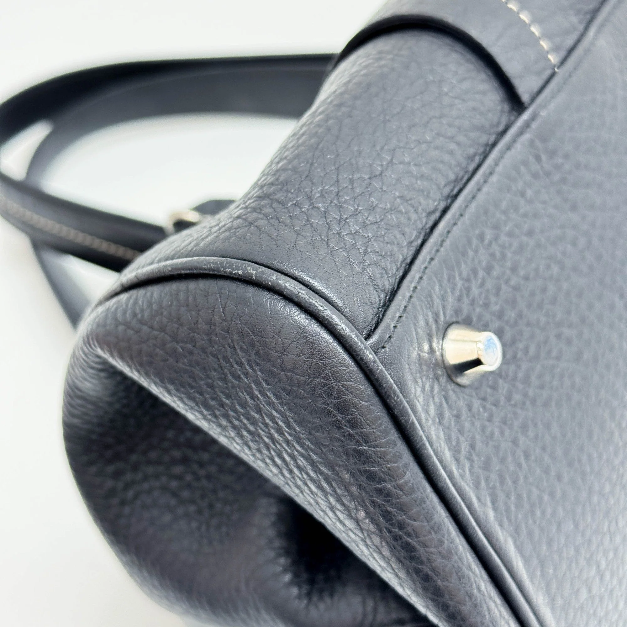 Détective Black Leather Shoulder Bag - Image 11