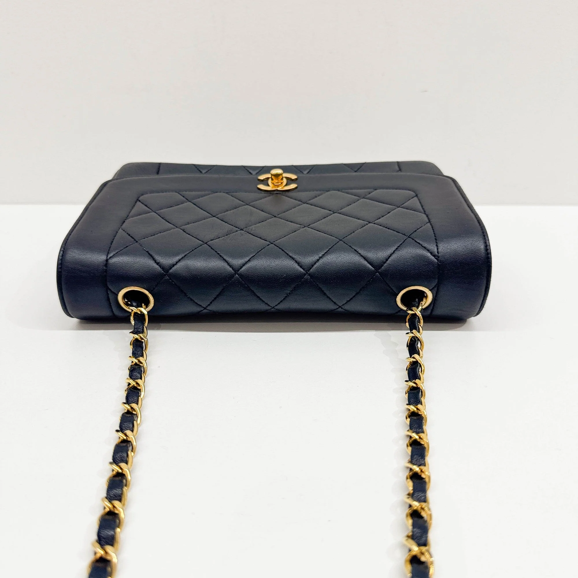 Diana 2017 Matelasse Black Leather Shoulder Bag - Image 7
