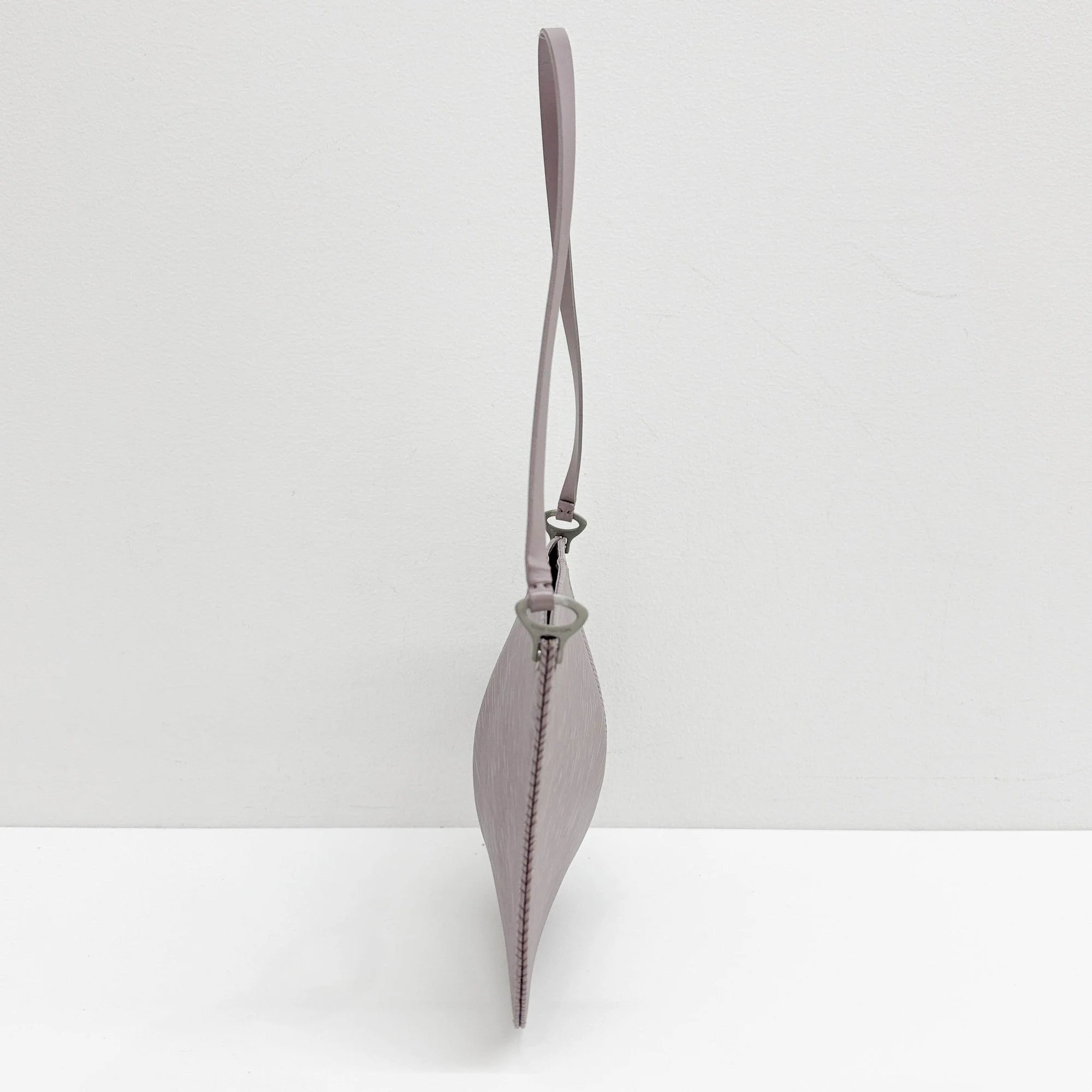 Epi Demi-Lune Lilac Leather Shoulder Bag - Image 4