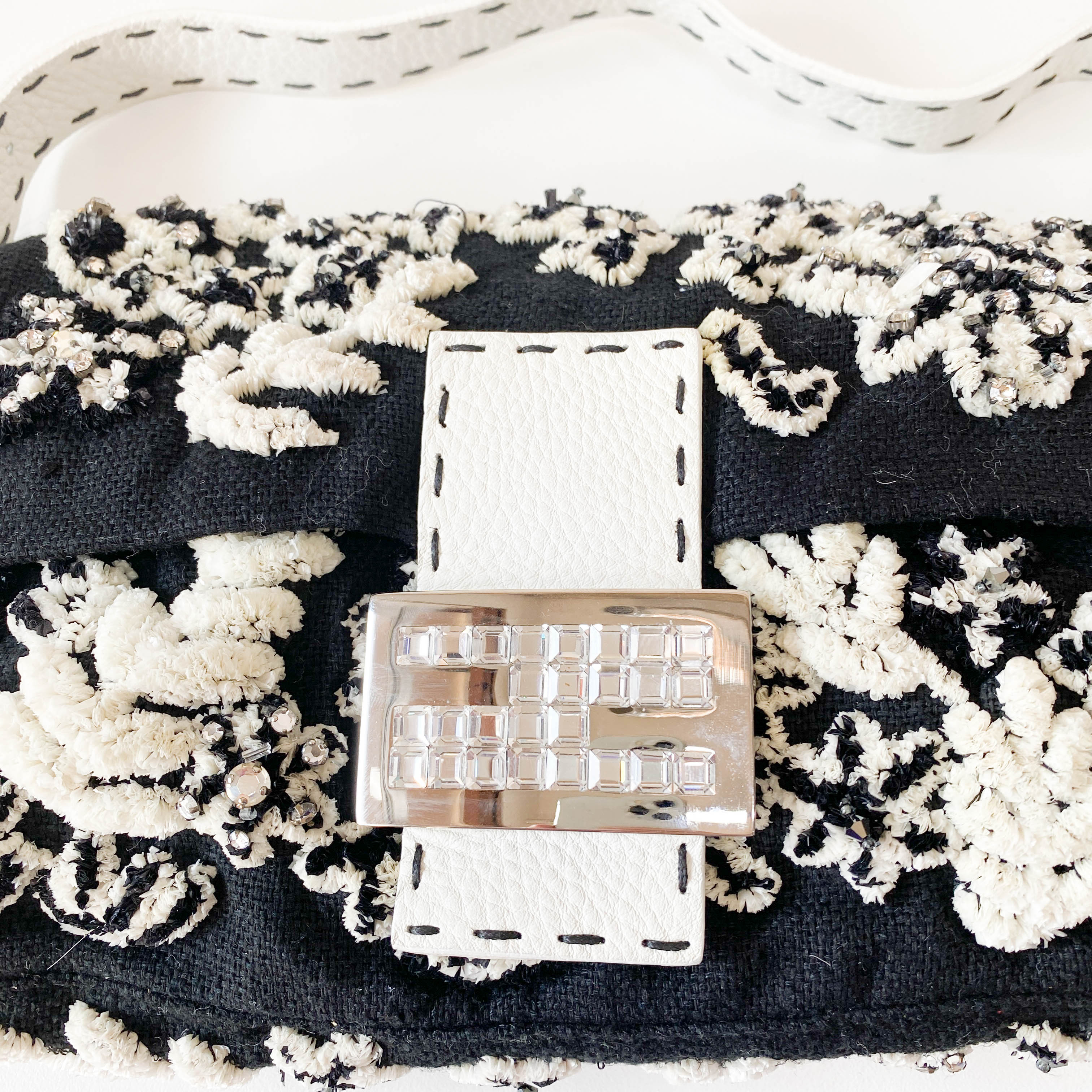 Floral Selleria Beaded Baguette - Image 11
