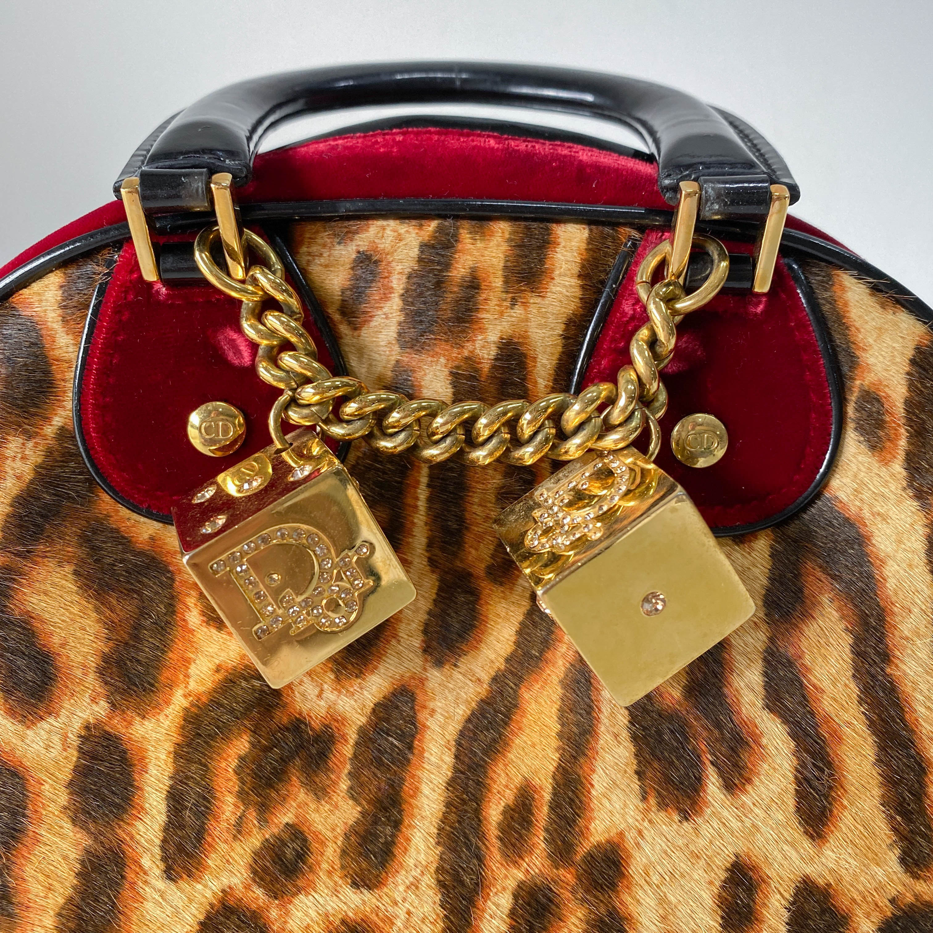 Gambler Dice Leopard Print Handbag - Image 12