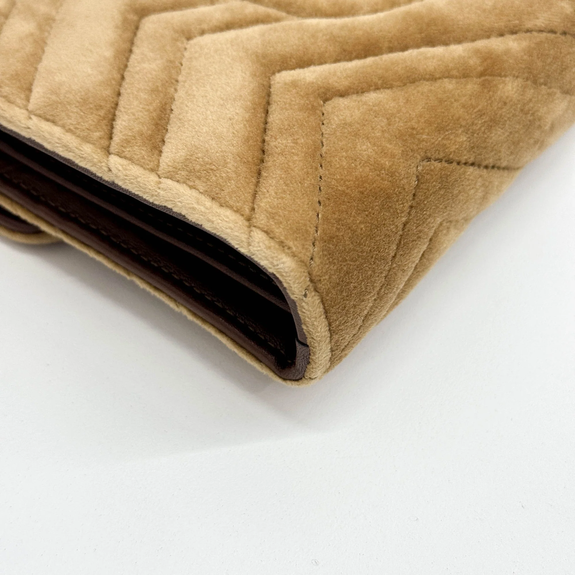 GG Marmont Chevron Brown Velvet Shoulder Wallet Bag - Image 11