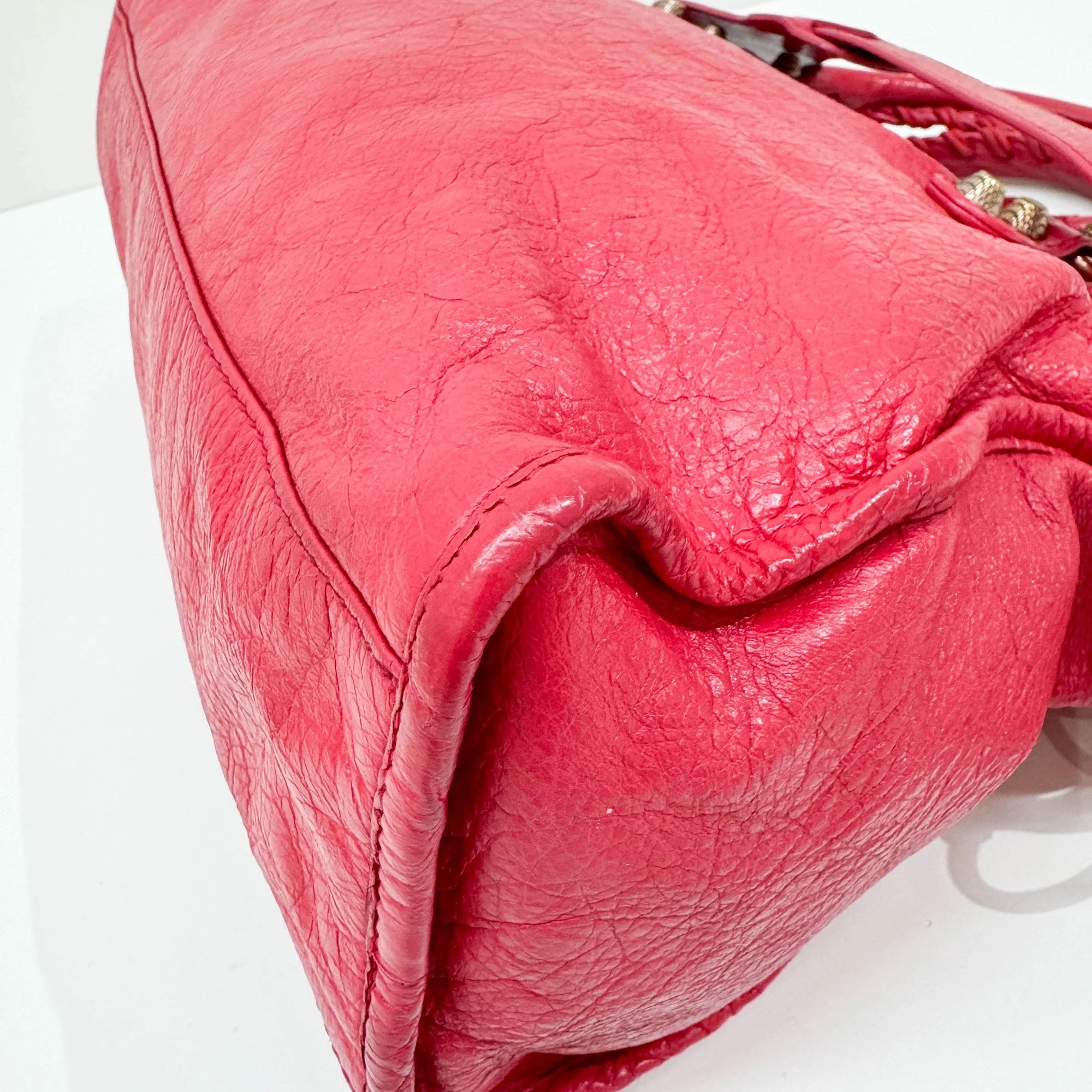 Giant 12 The City Raspberry Leather Two Way Bag - Image 11