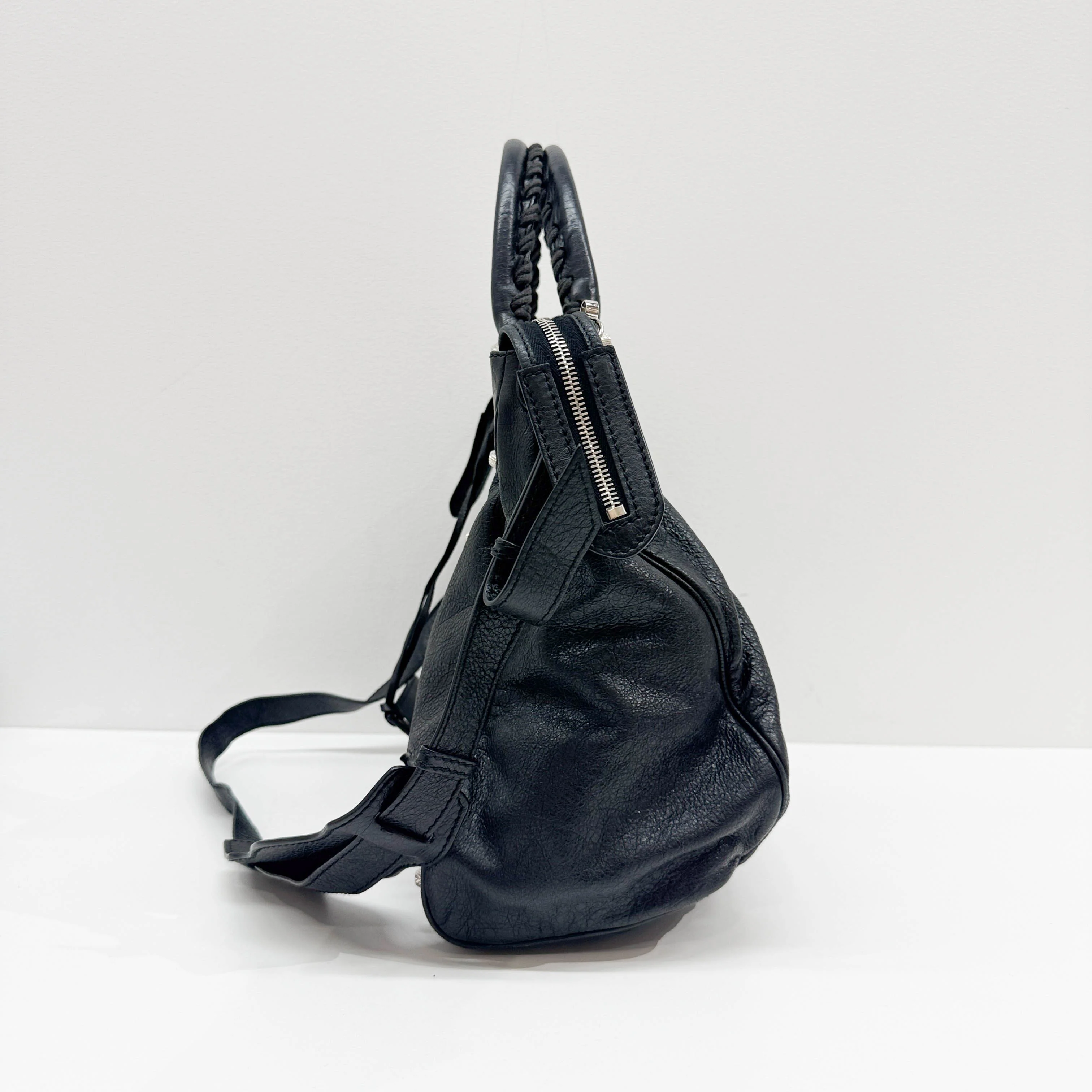 Giant 12 Velo Black Leather Two Way Bag - Image 6