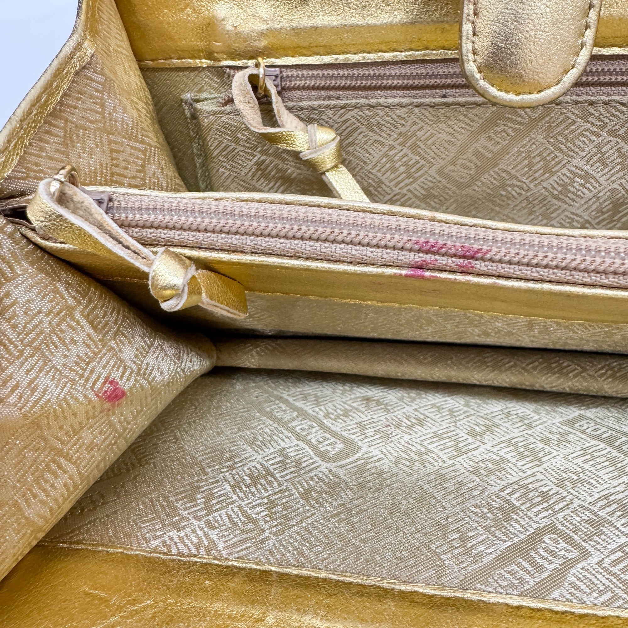 Gold Leather Hand Bag - Image 18