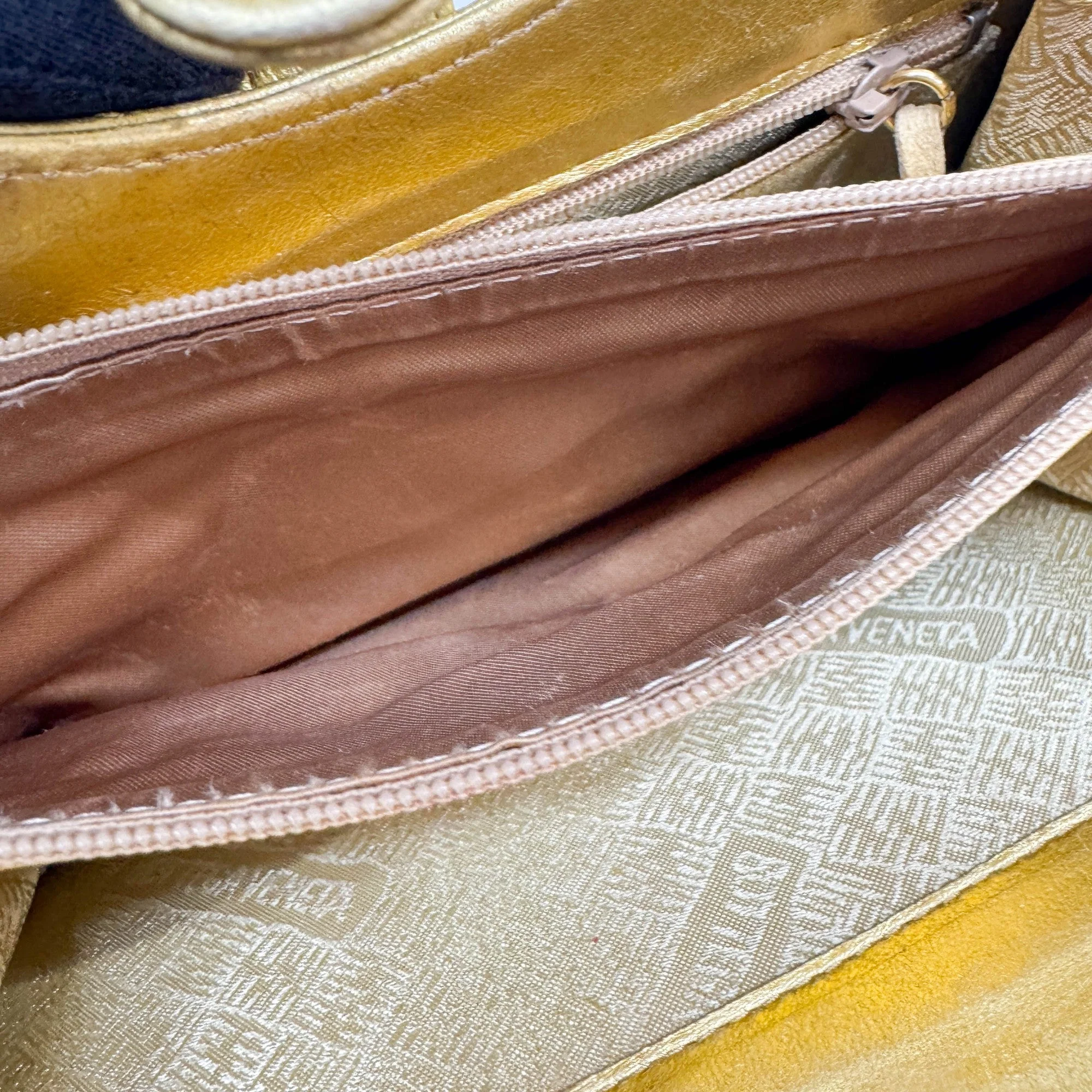 Gold Leather Hand Bag - Image 19
