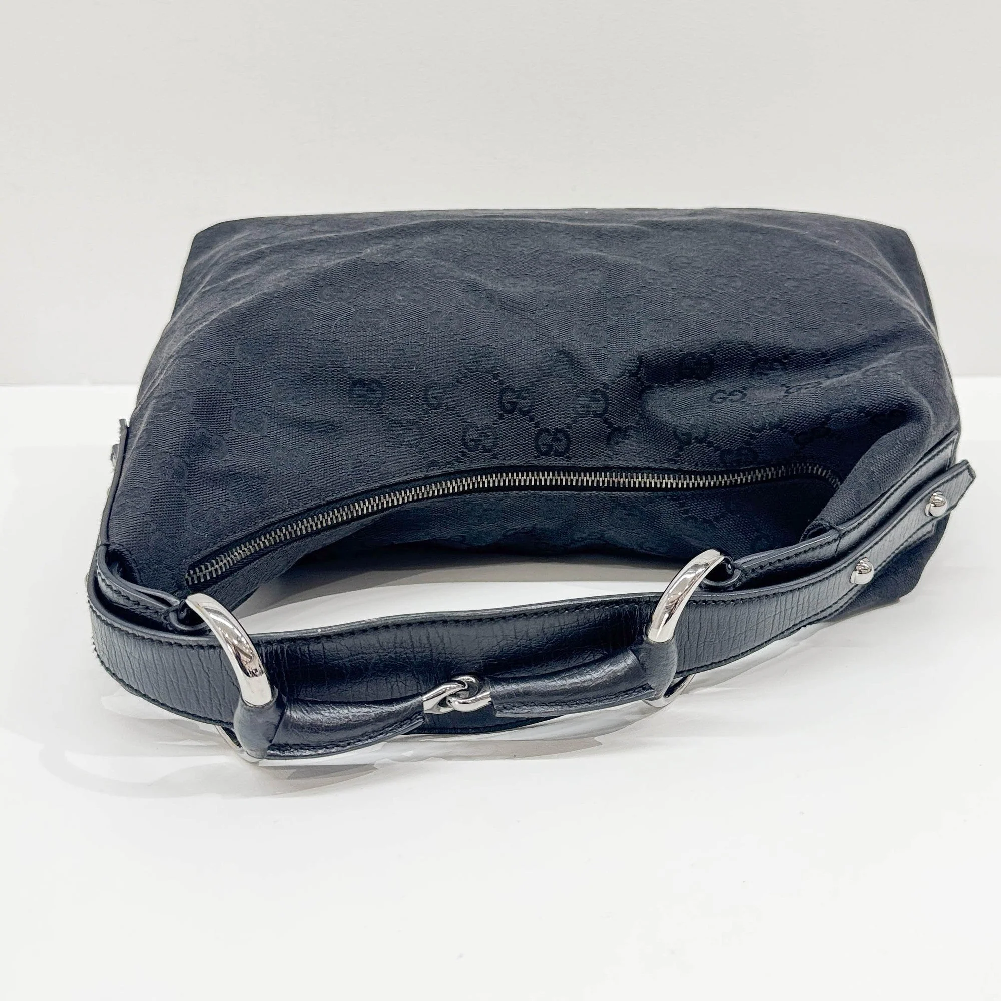 Horsebit Black GG Canvas Shoulder Bag - Image 6