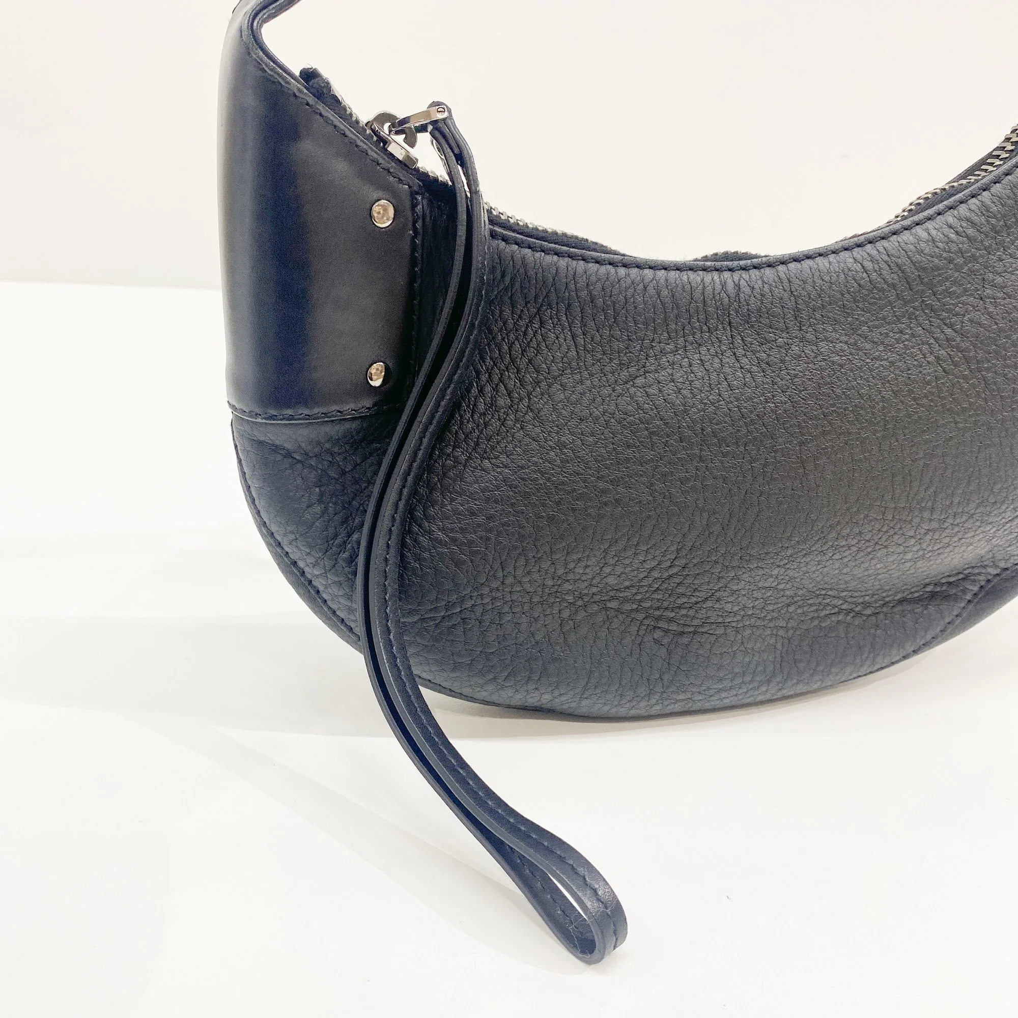 Horsebit Black Leather Shoulder Bag - Image 15