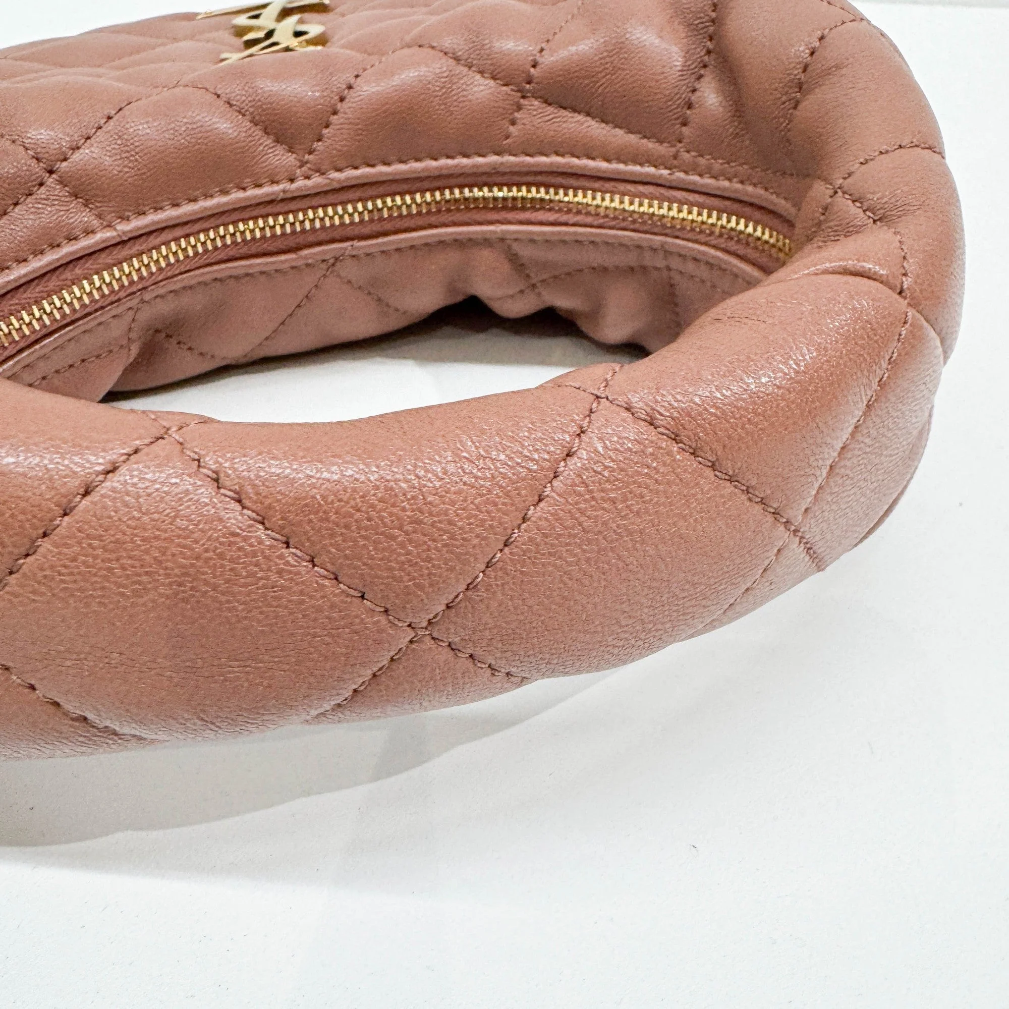 Icarino Terracotta Leather Hand Bag - Image 9