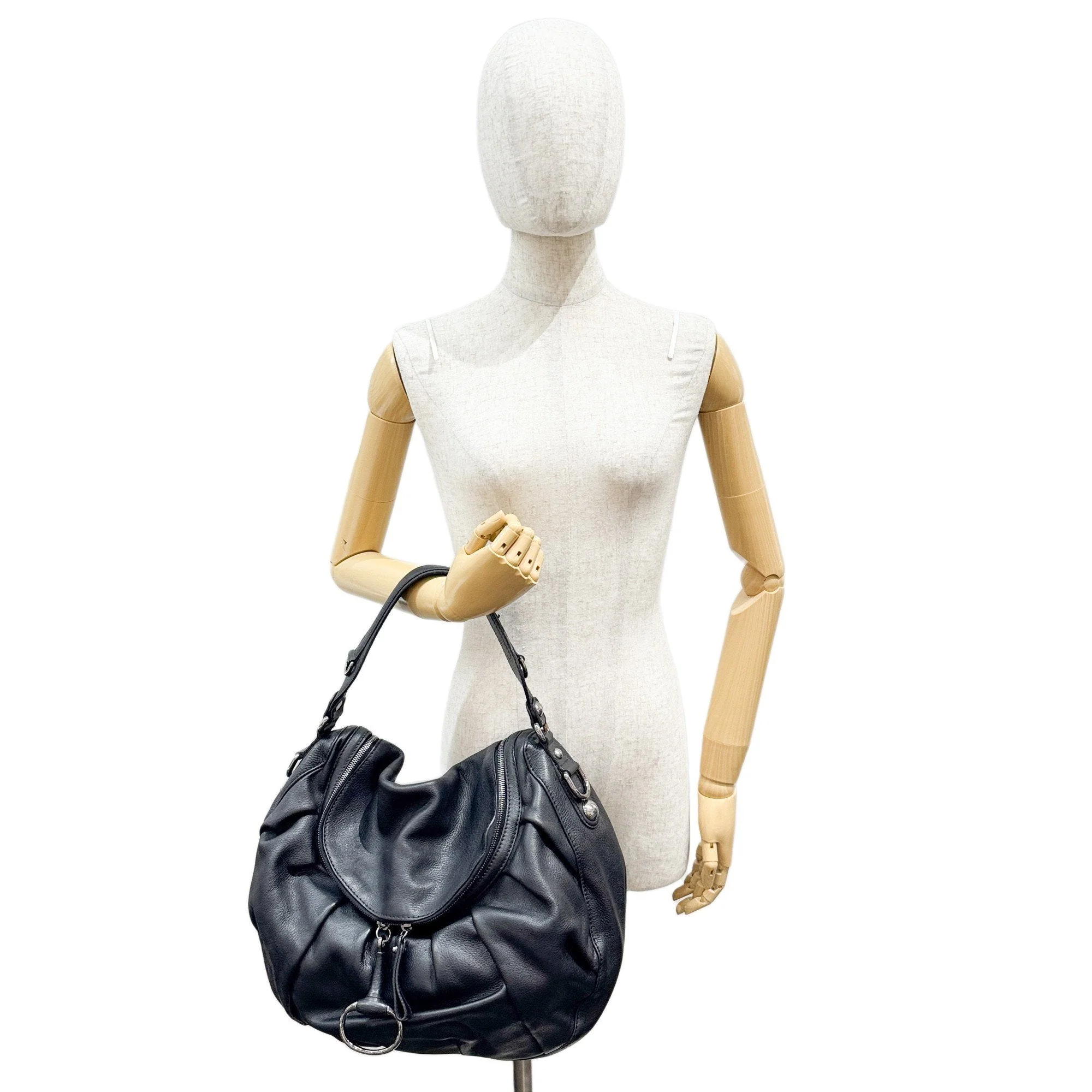 Icon Bit Black Leather Shoulder Bag - Image 3