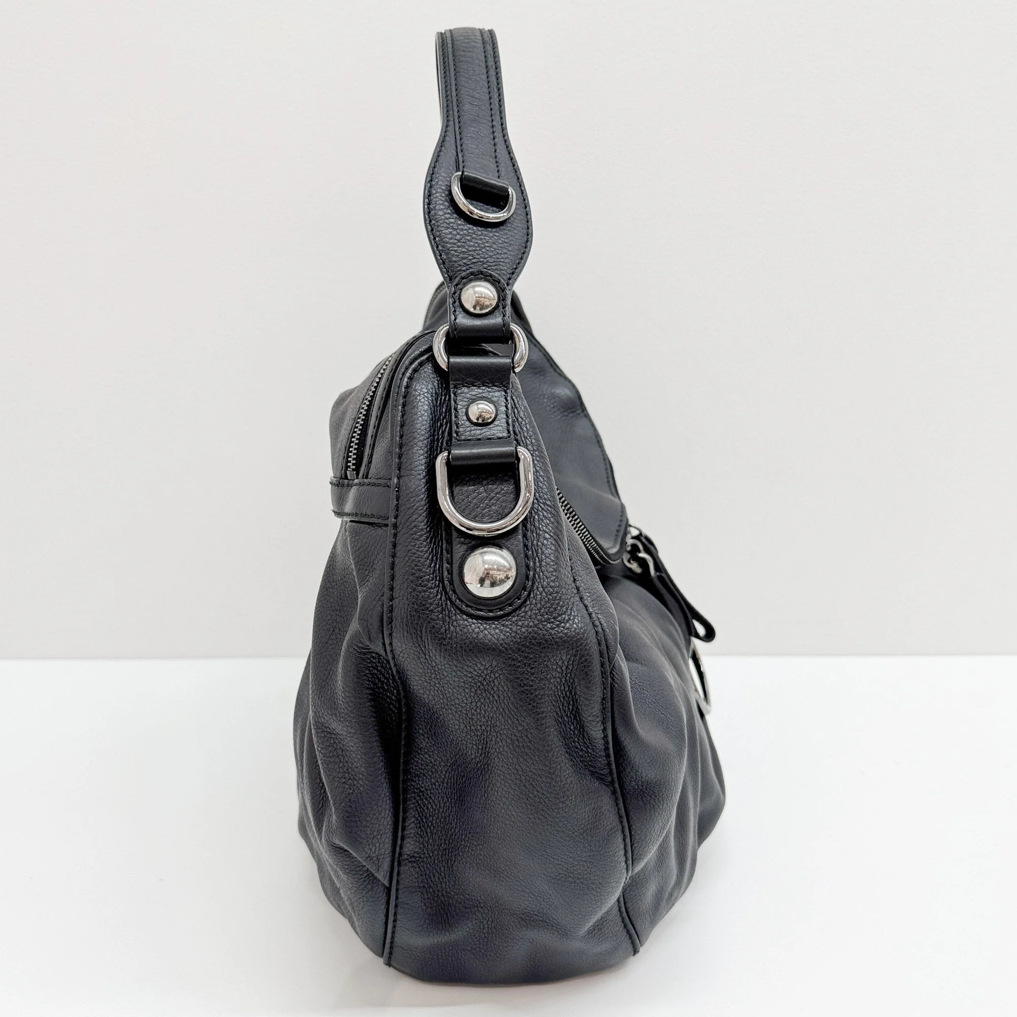 Icon Bit Black Leather Shoulder Bag - Image 4