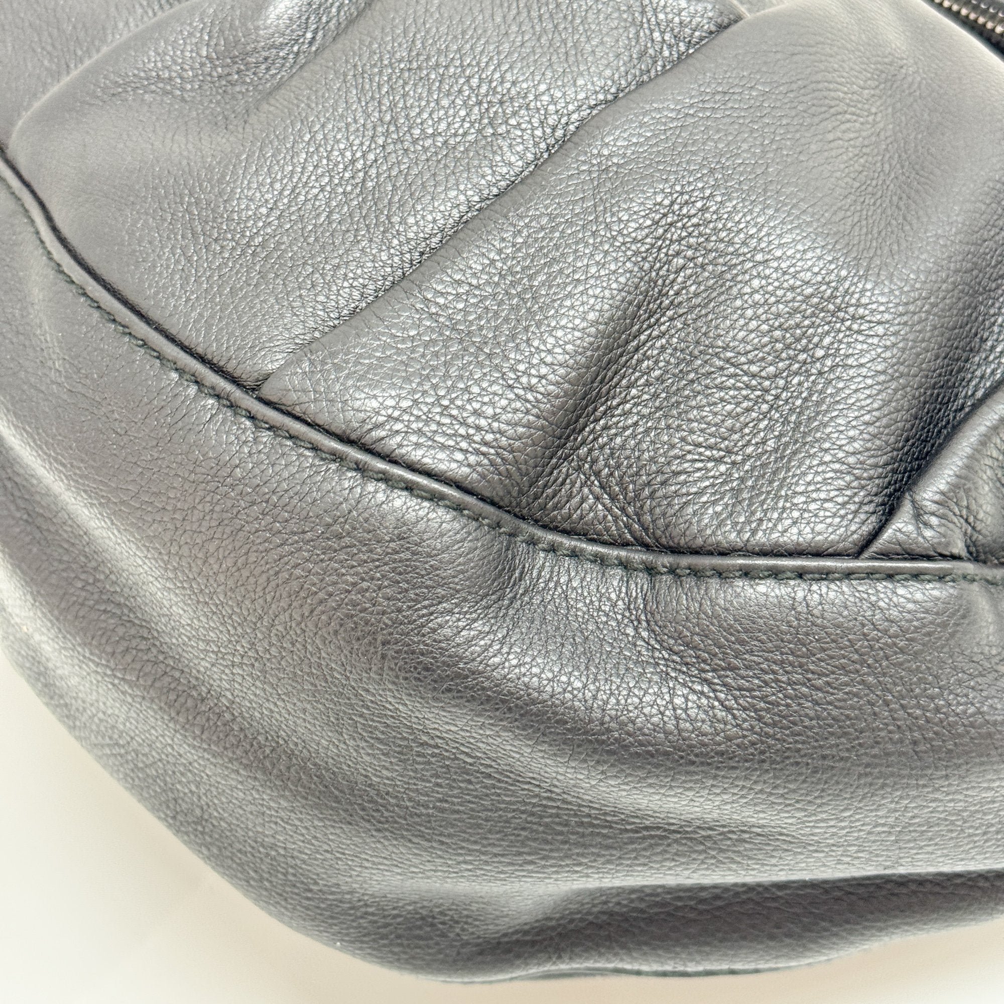 Icon Bit Black Leather Shoulder Bag - Image 9