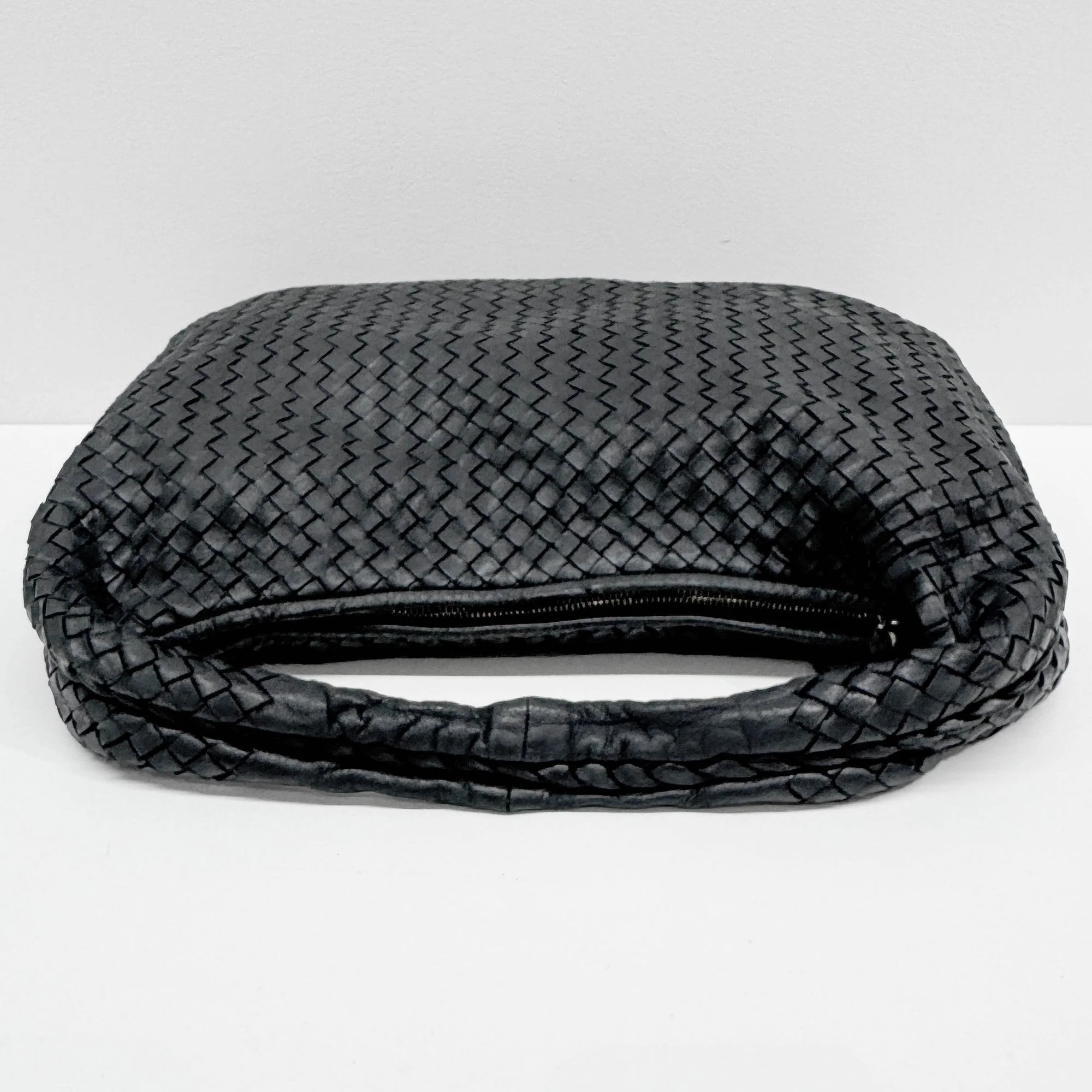 Intrecciato Black Leather Hobo Bag - Image 7