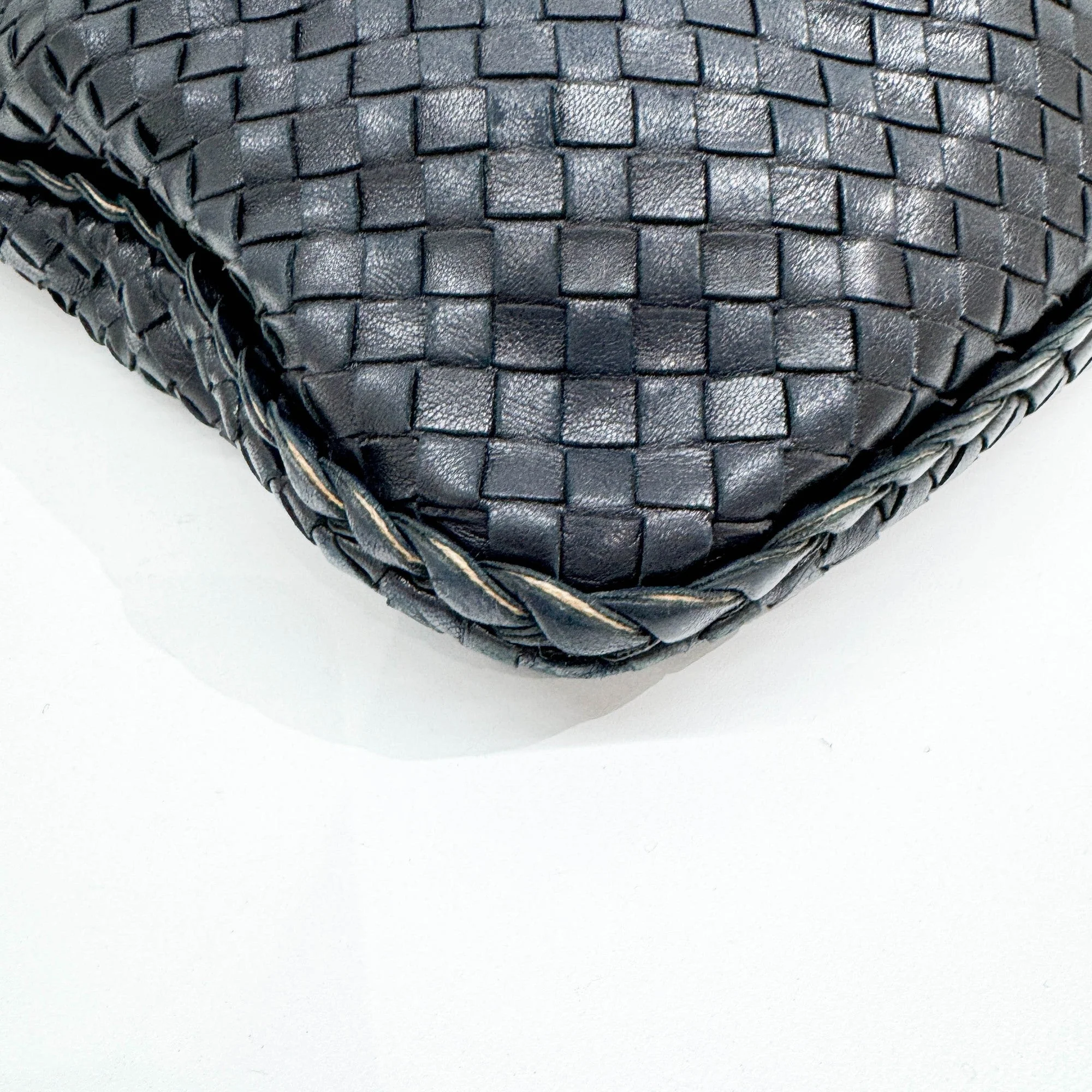 Intrecciato Black Leather Hobo Bag - Image 8