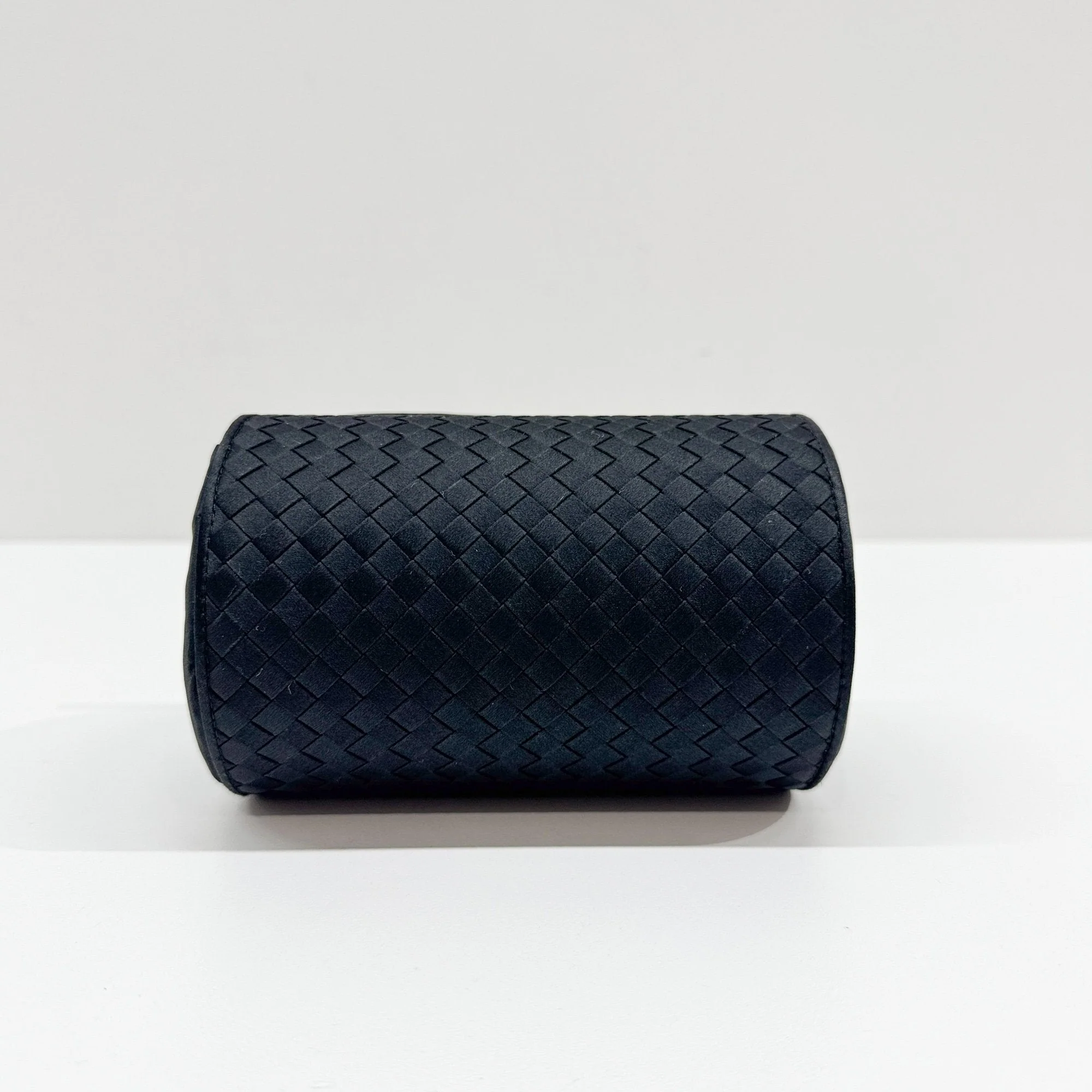 Intrecciato Black Satin Cylindrical Hand Bag - Image 7