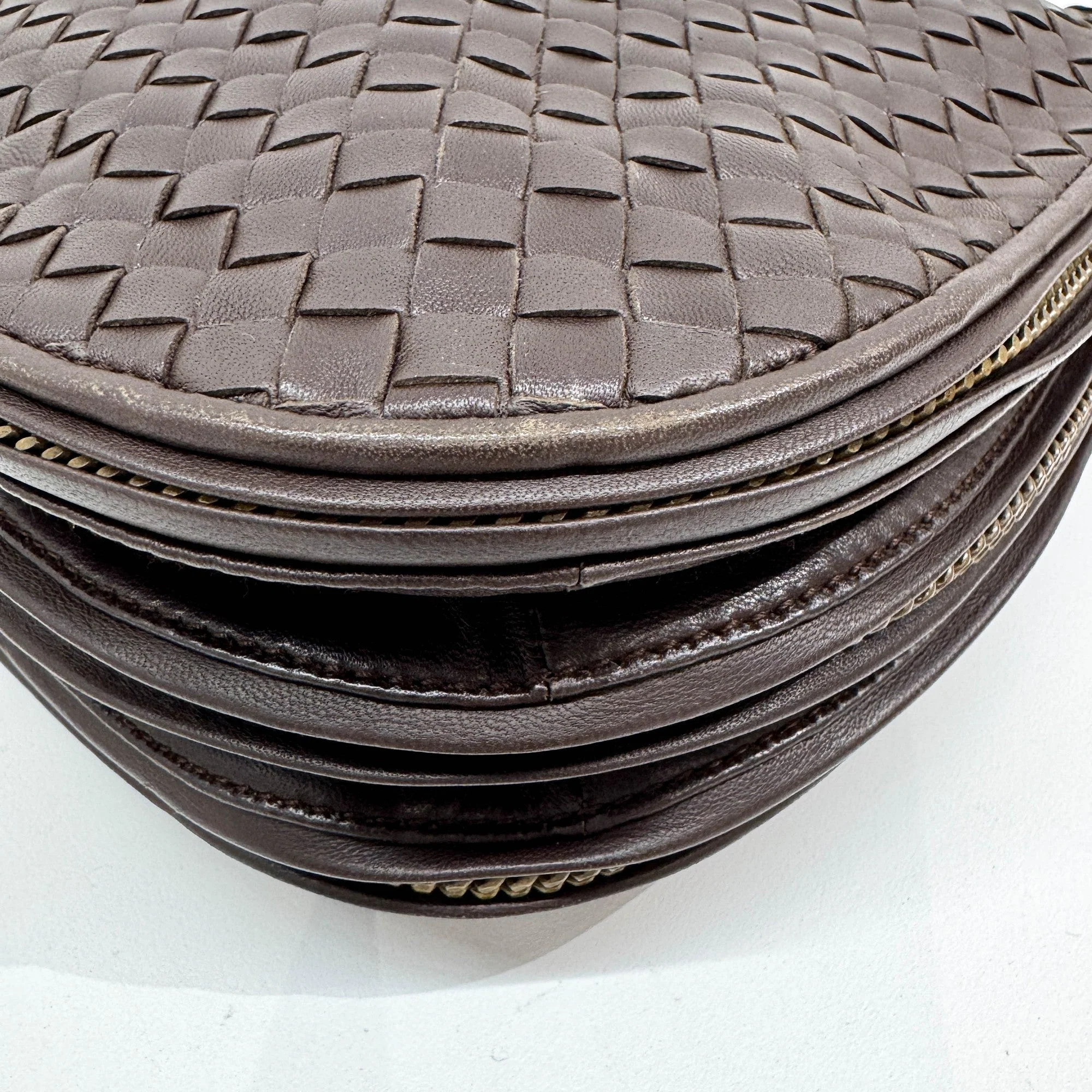 Intrecciato Brown Leather Shoulder Bag - Image 12