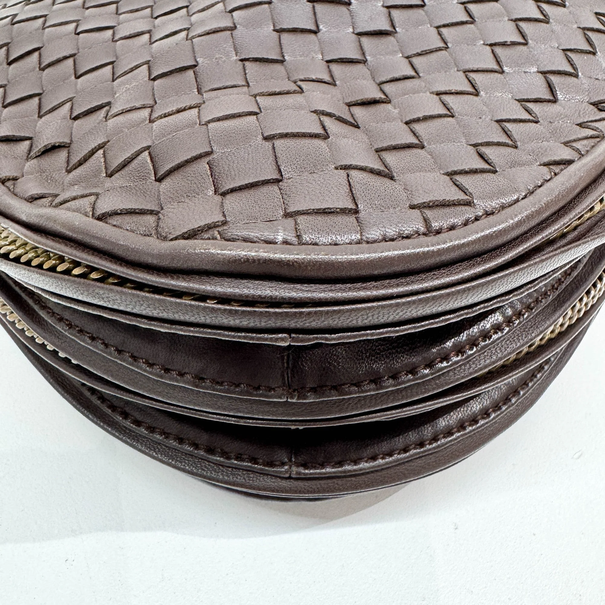 Intrecciato Brown Leather Shoulder Bag - Image 13