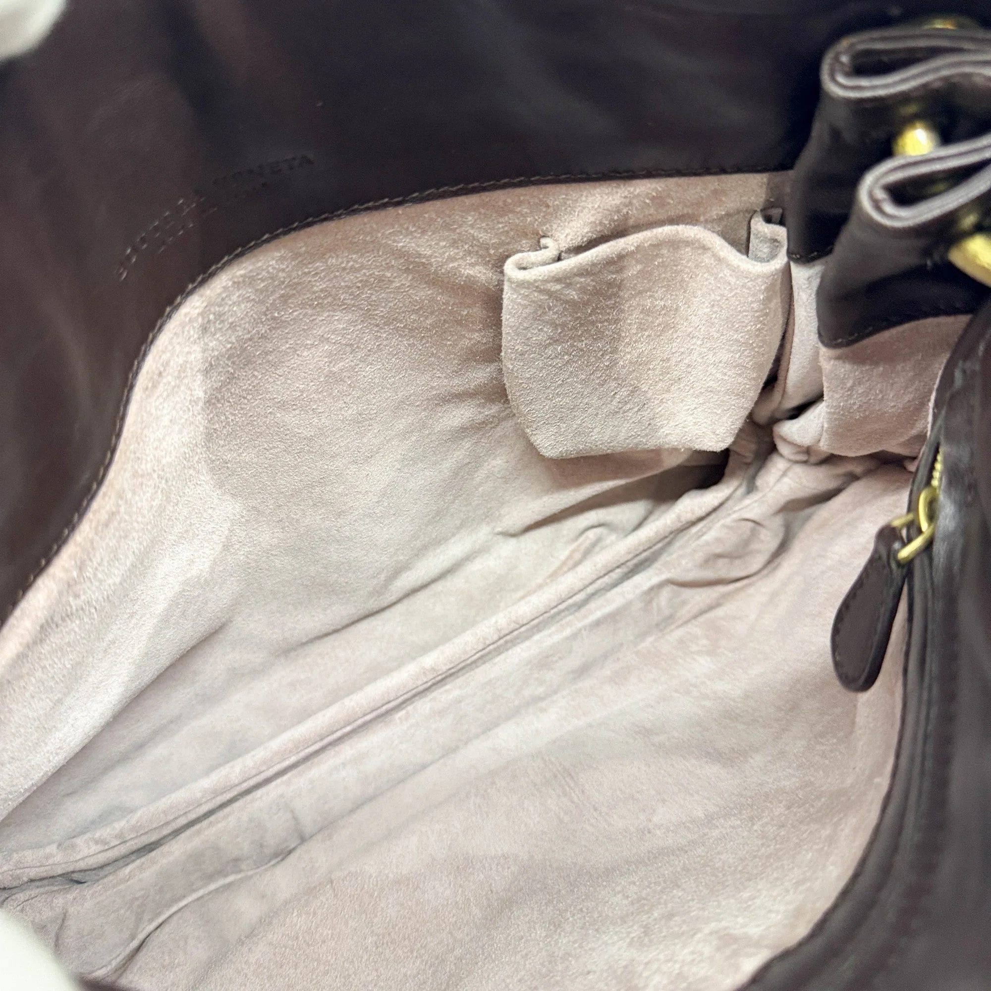 Intrecciato Brown Leather Shoulder Bag - Image 17