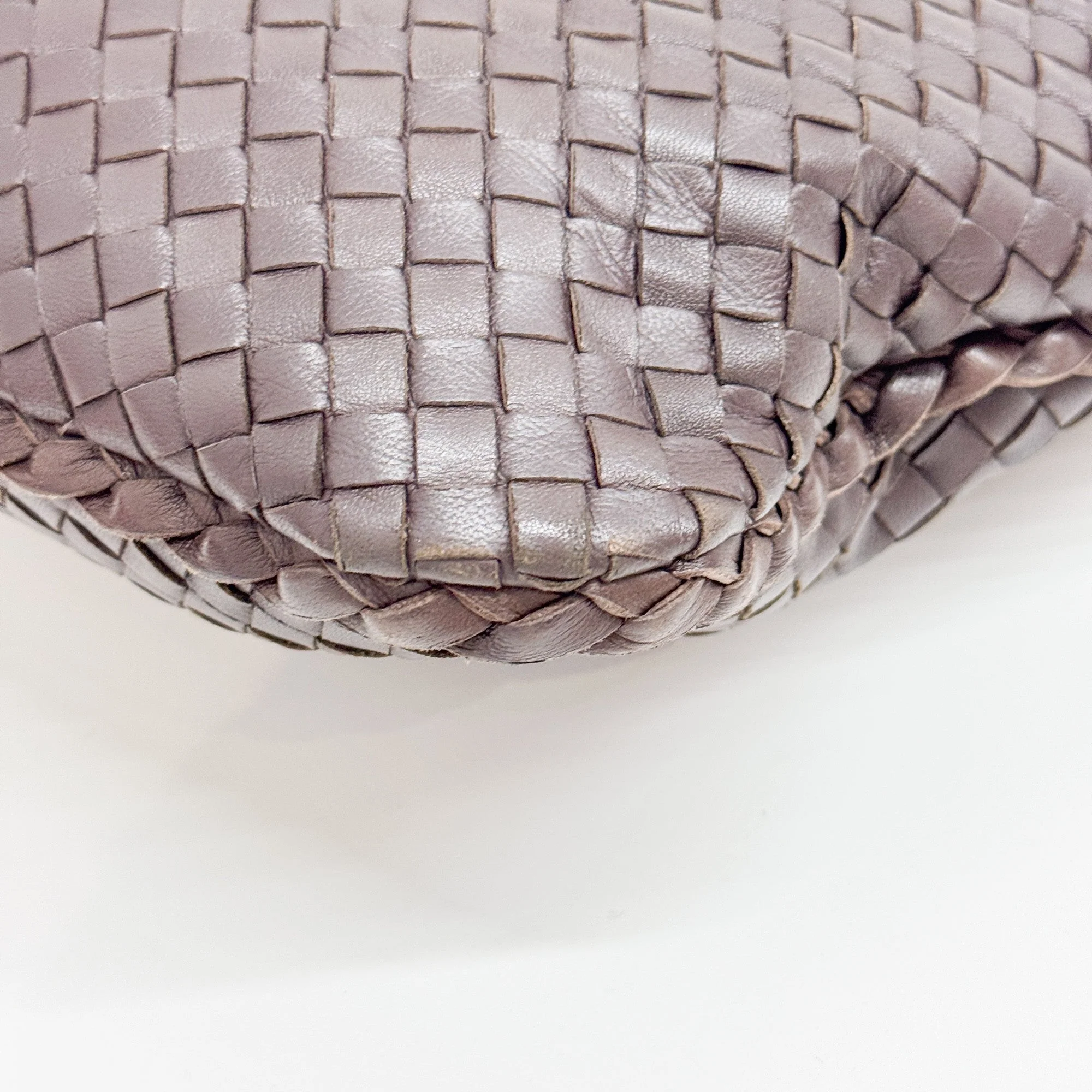 Intrecciato Brown Leather Shoulder Bag - Image 11