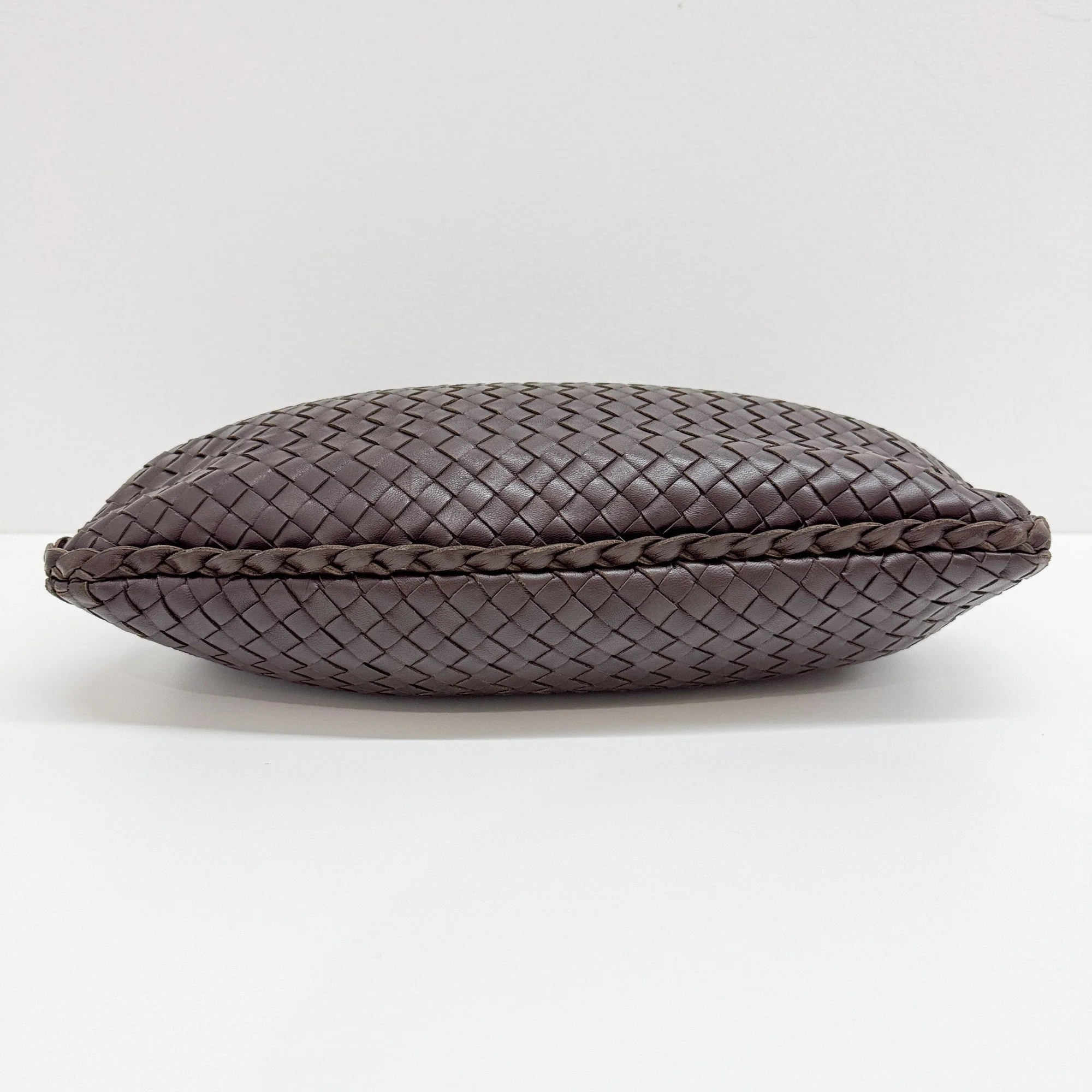 Intrecciato Brown Leather Shoulder Bag - Image 8