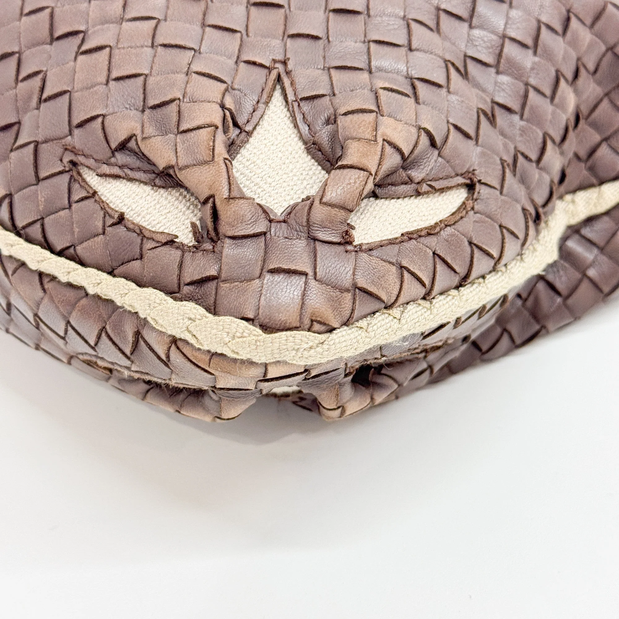 Intrecciato Brown Shoulder Bag - Image 9