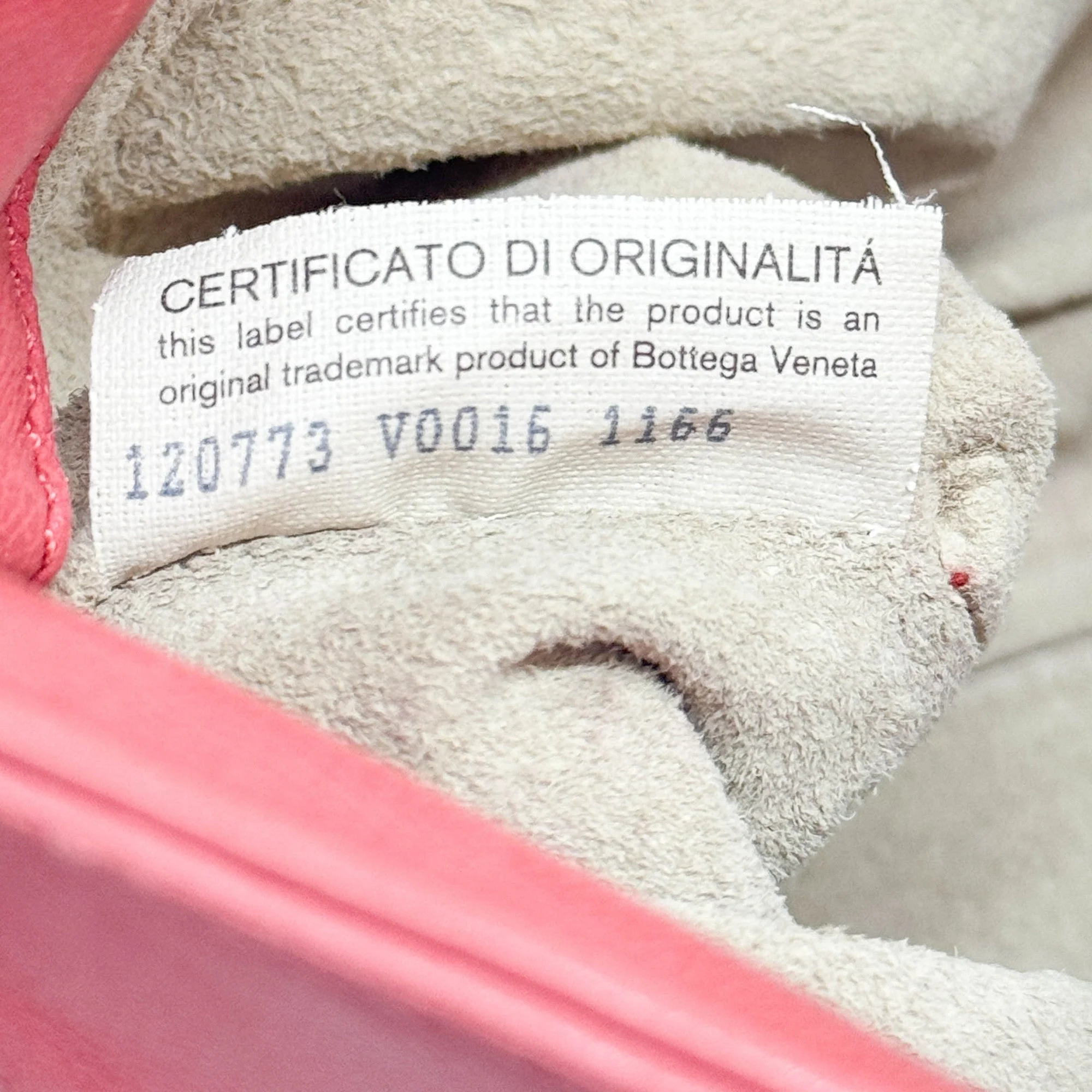 Intrecciato Coral Pink Leather Shouder Bag - Image 14