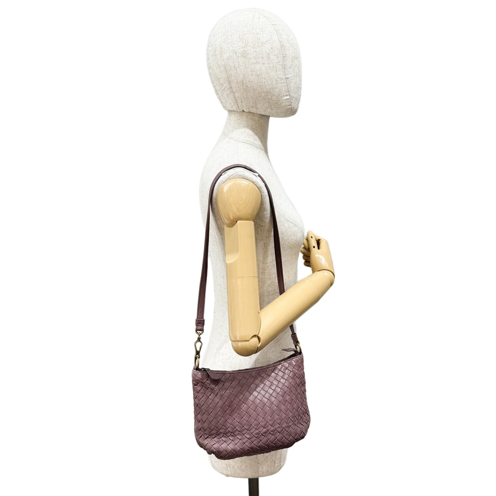 Intrecciato Mauve Taupe Leather Shoulder Bag - Image 3