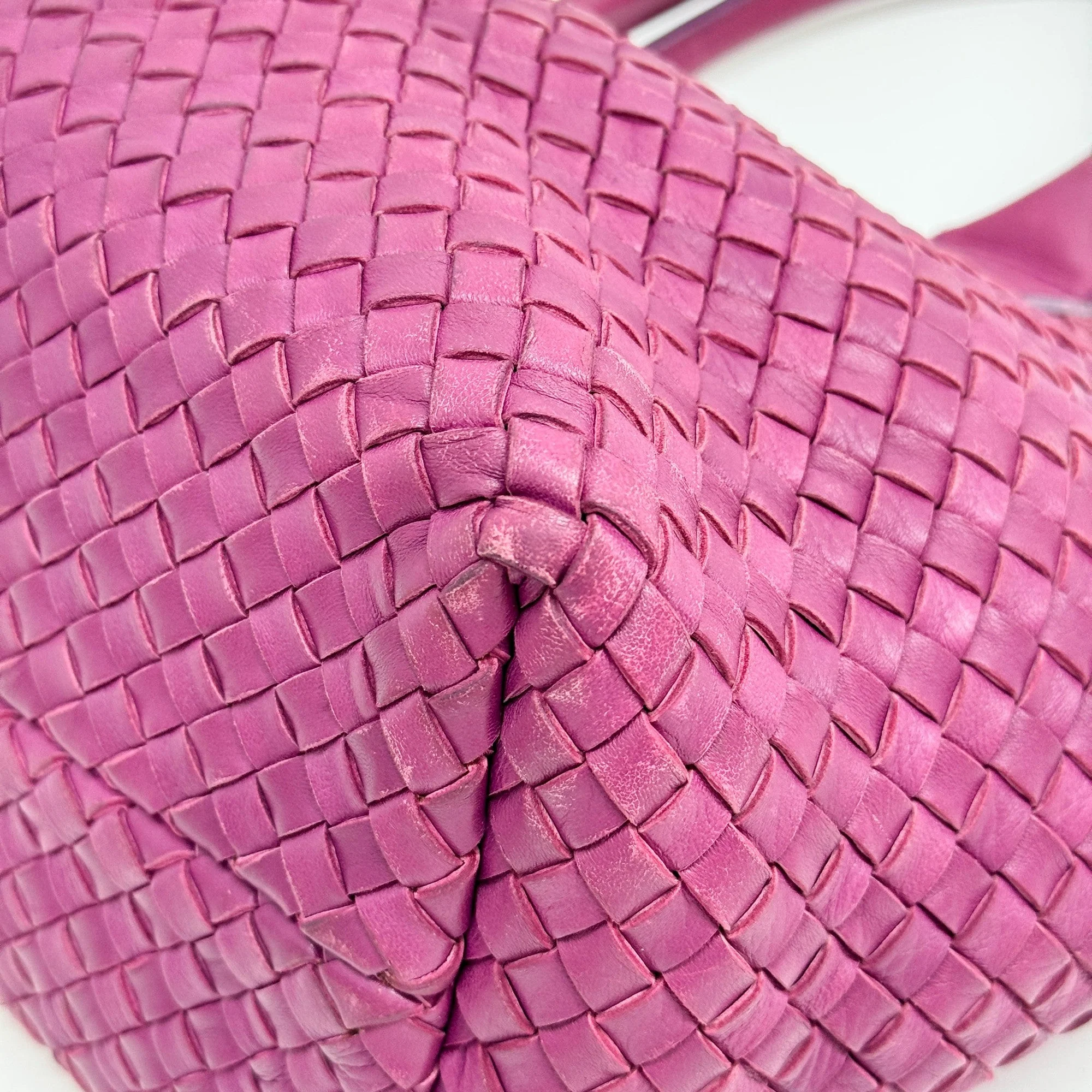 Intrecciato Mulberry Pink Leather Shoulder Tote Bag - Image 10