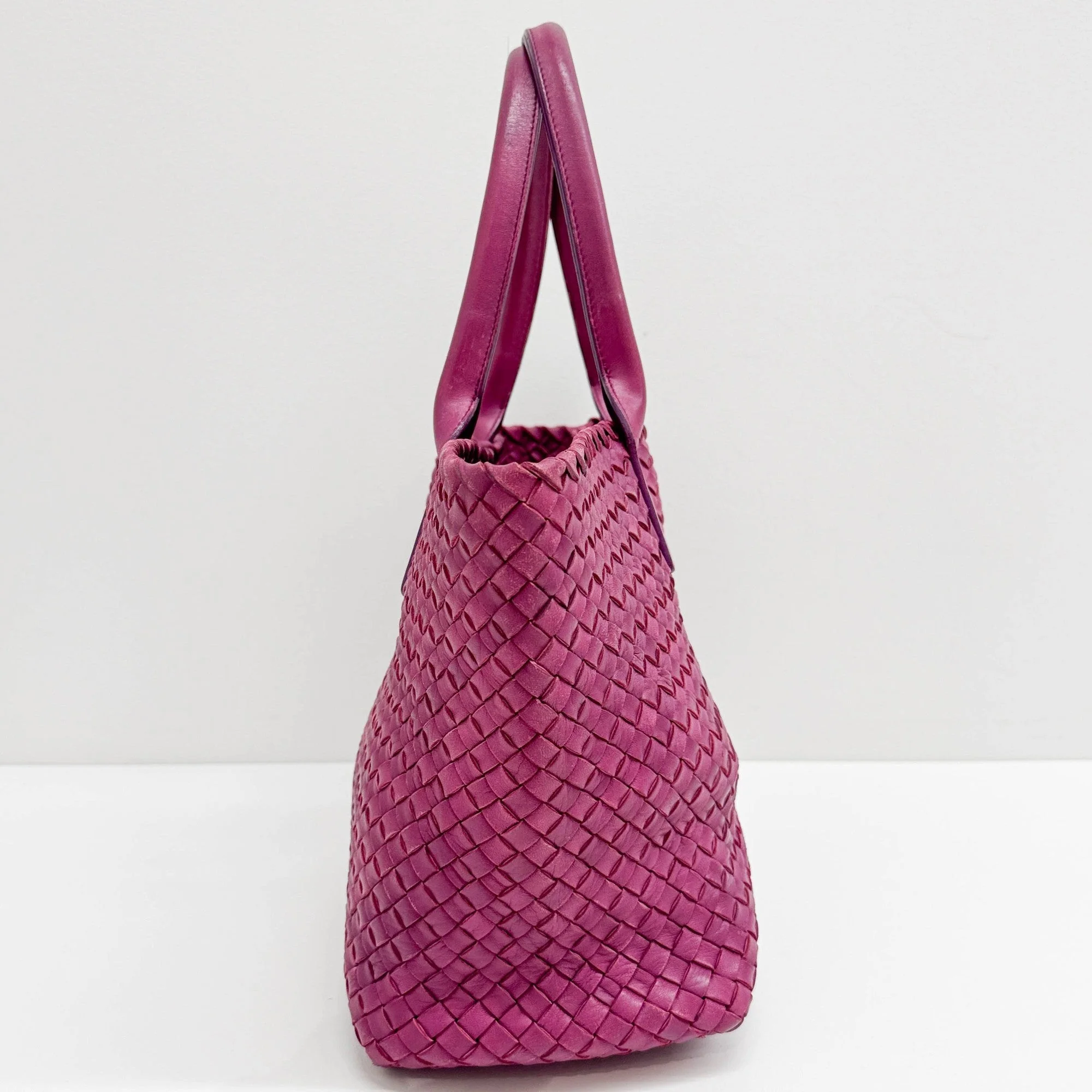 Intrecciato Mulberry Pink Leather Shoulder Tote Bag - Image 5