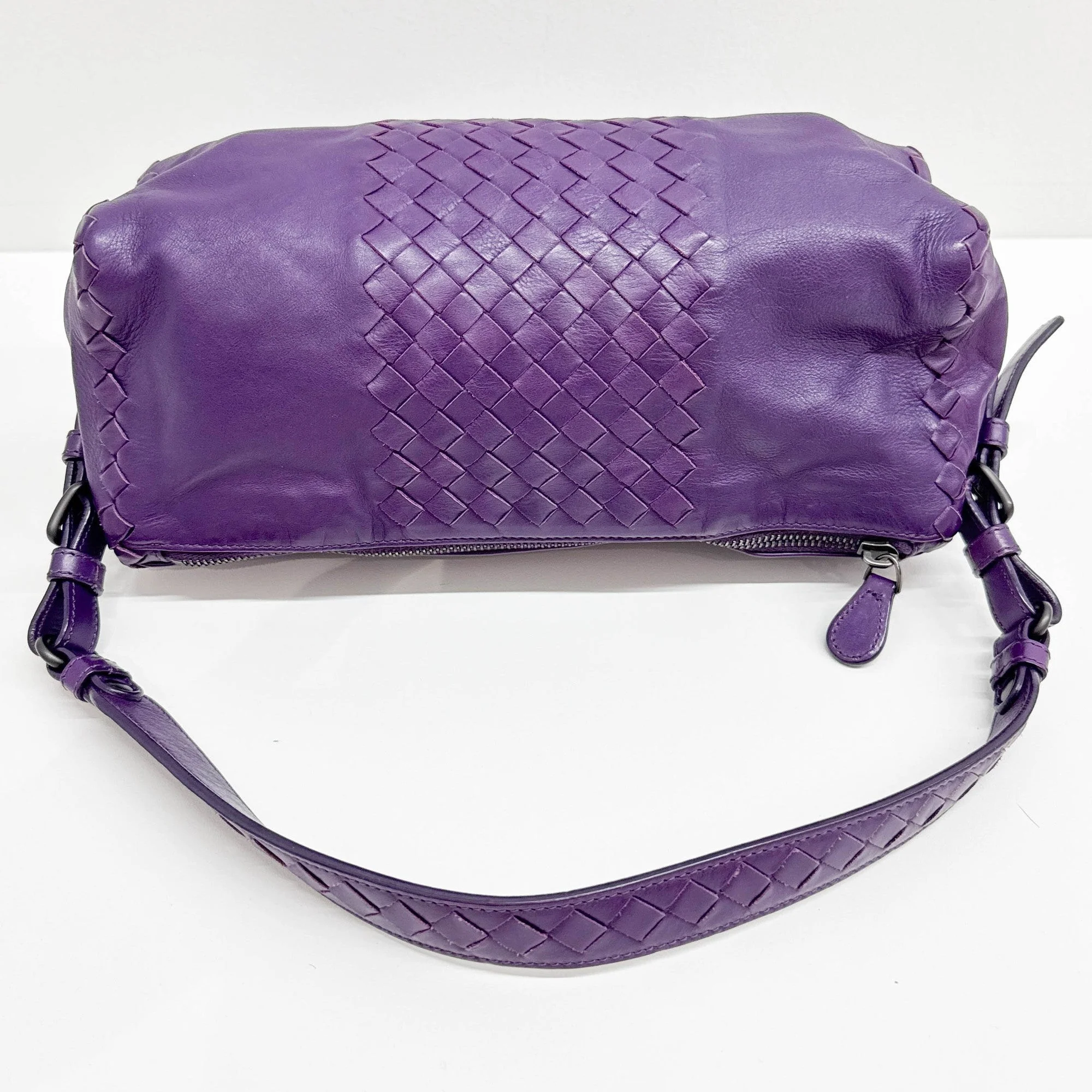 Intrecciato Purple Leather Shoulder Bag - Image 6