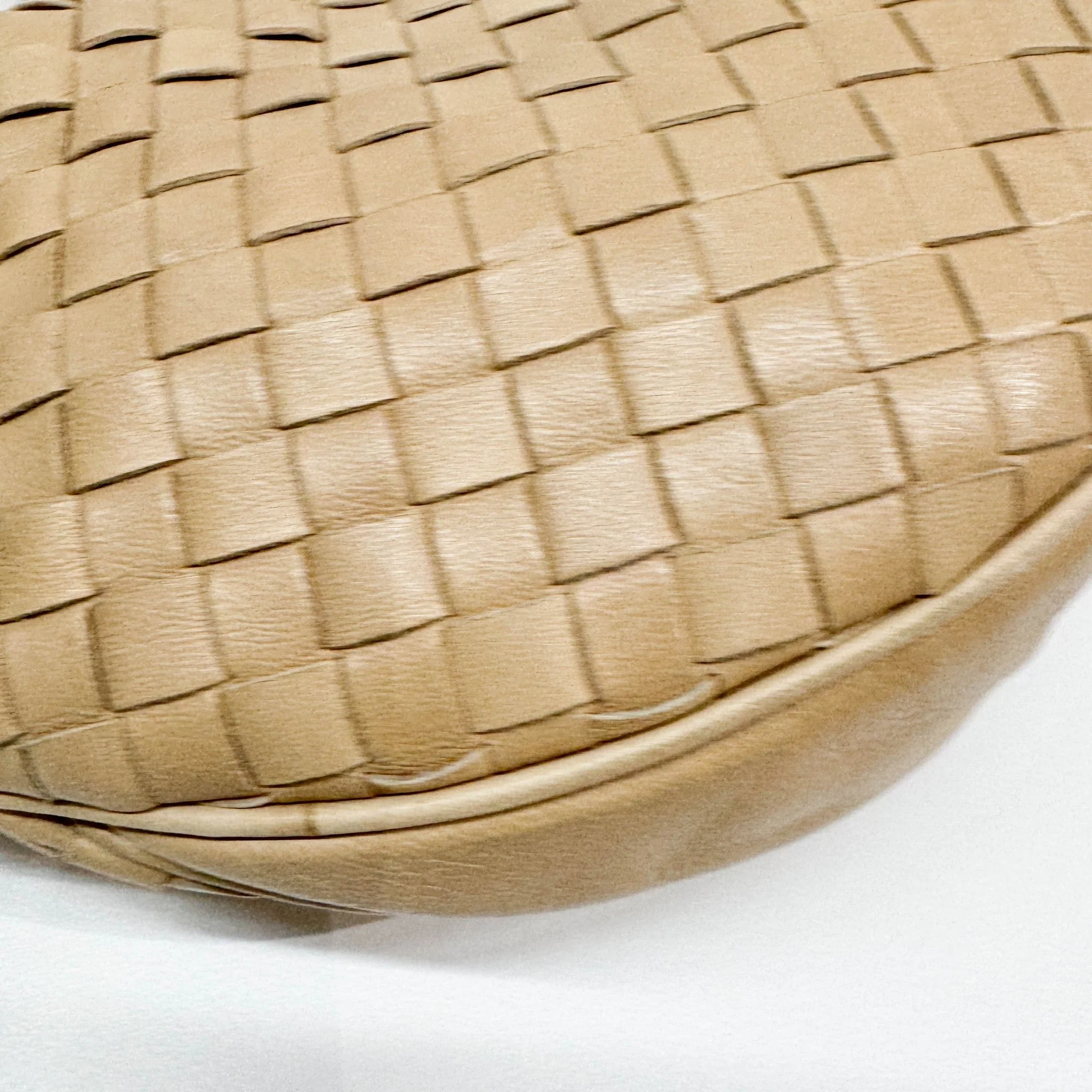 Intrecciato Tan Leather Shoulder Bag - Image 11