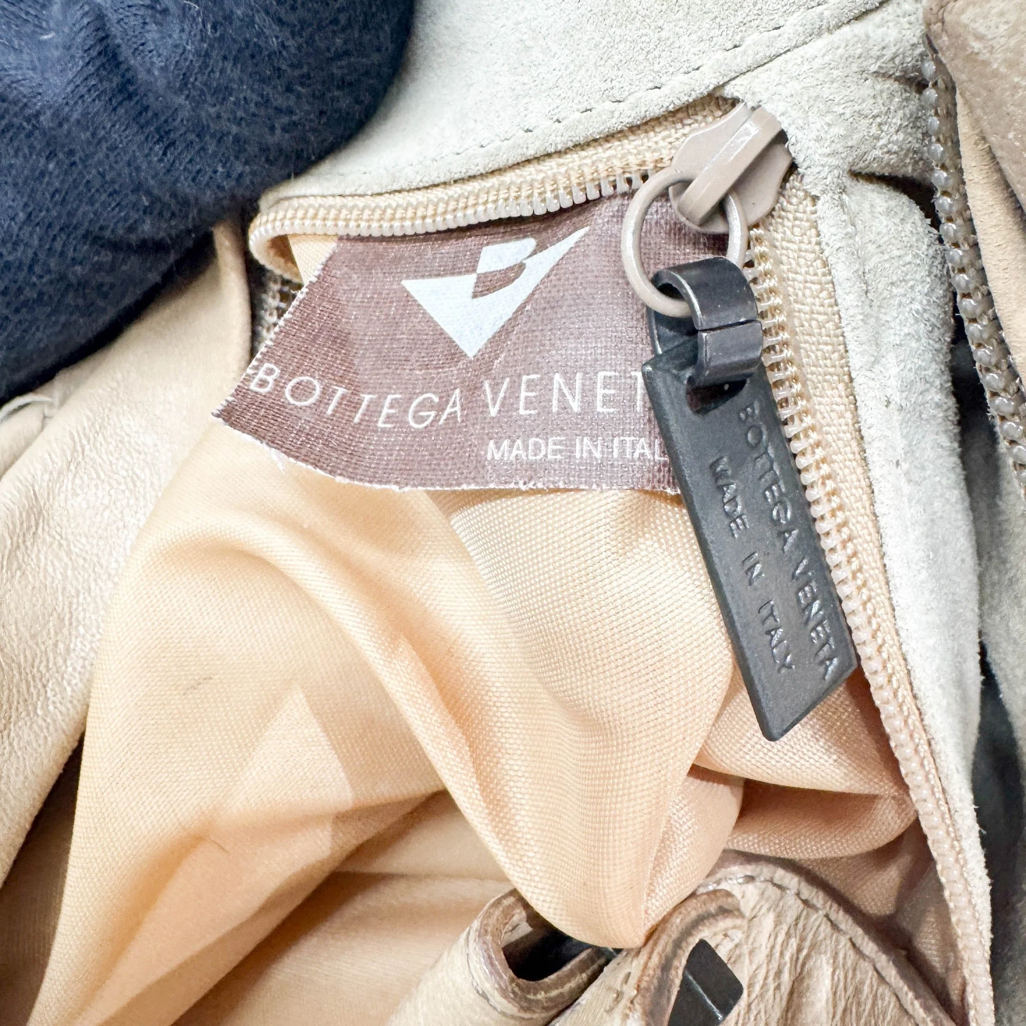 Intrecciato Tan Leather Shoulder Bag - Image 20