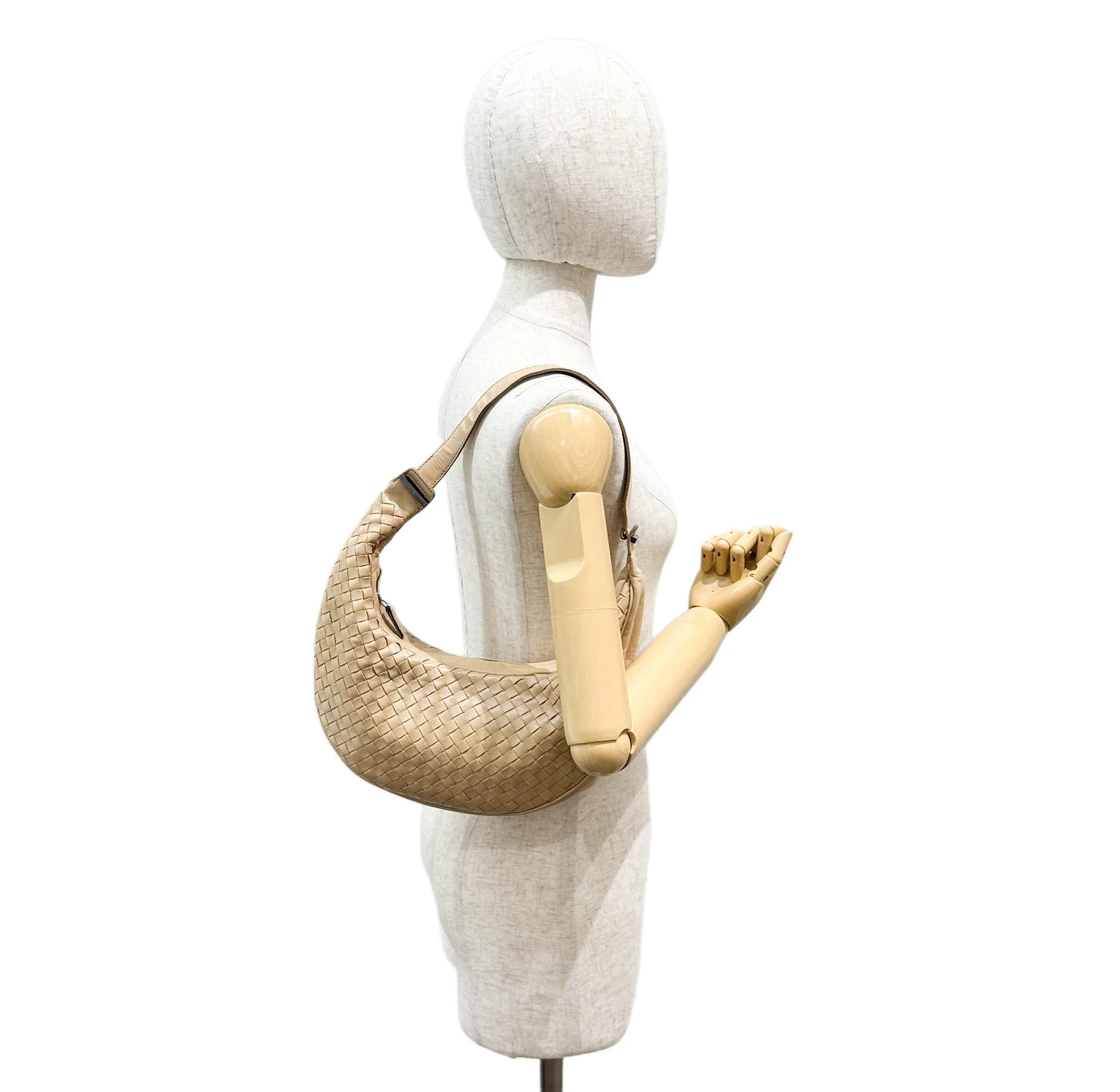 Intrecciato Tan Leather Shoulder Bag - Image 3