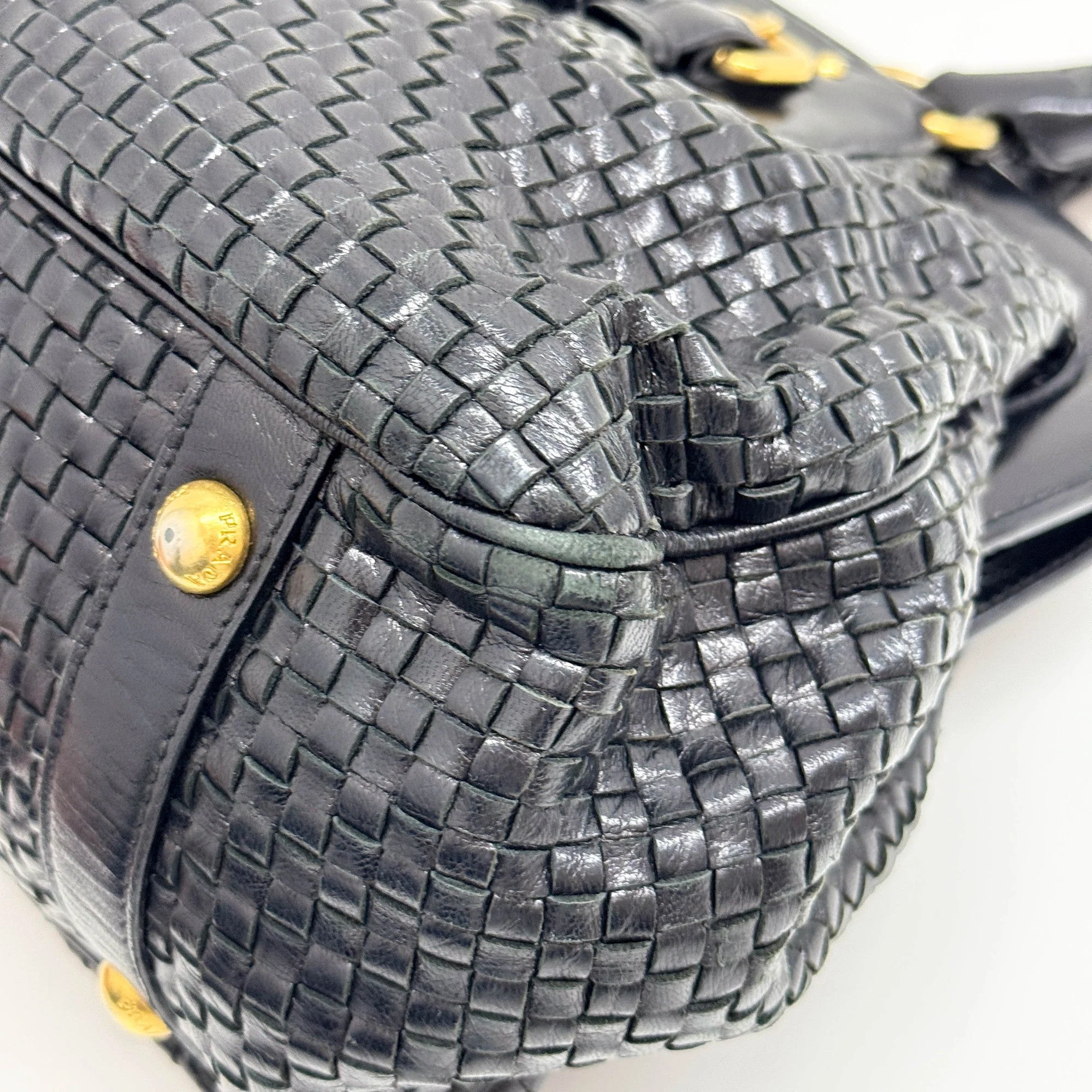 Intreccio Madras Frame Black Leather Shoulder Bag - Image 12