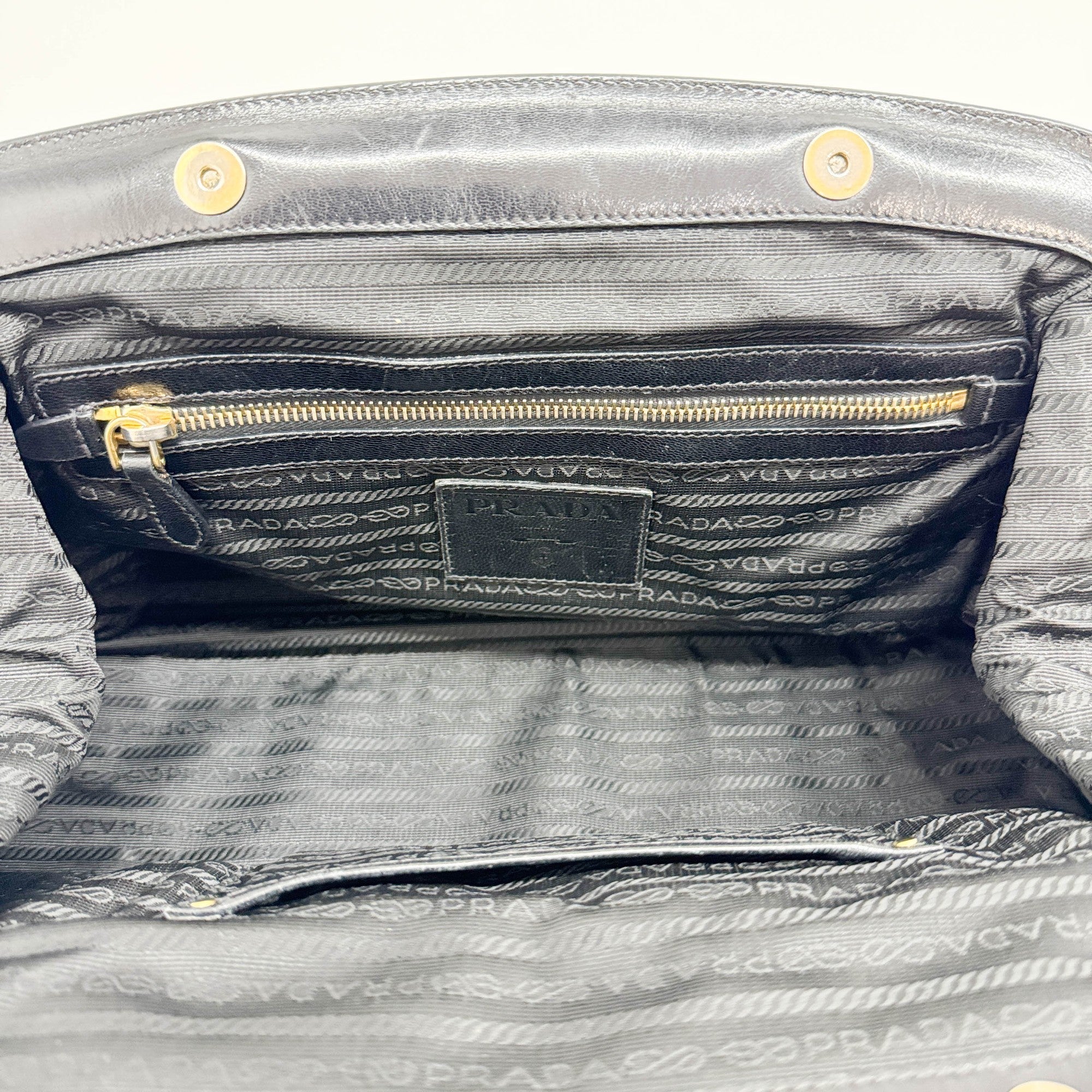 Intreccio Madras Frame Black Leather Shoulder Bag - Image 14