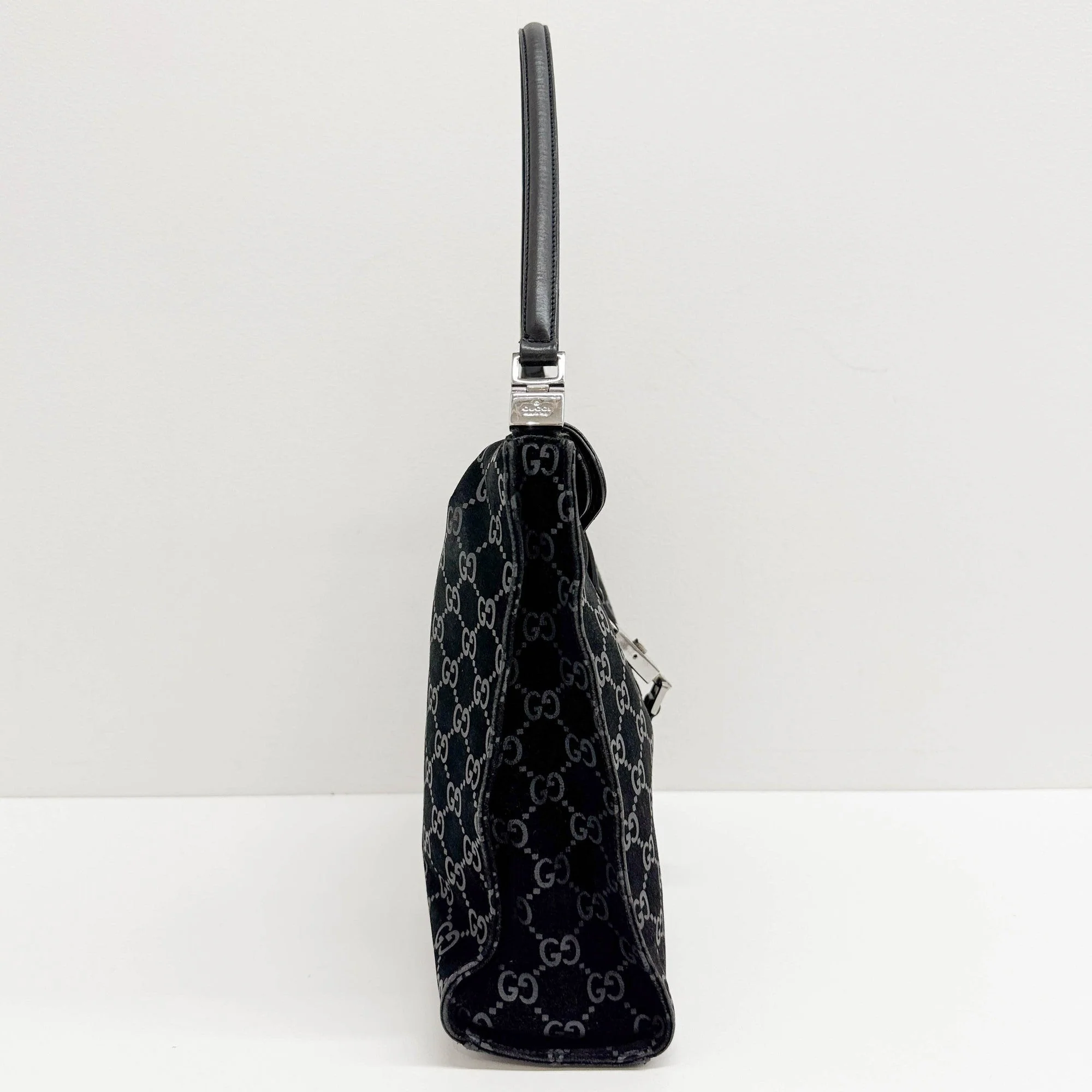 Jackie Black GG Suede Shoulder Bag - Image 4
