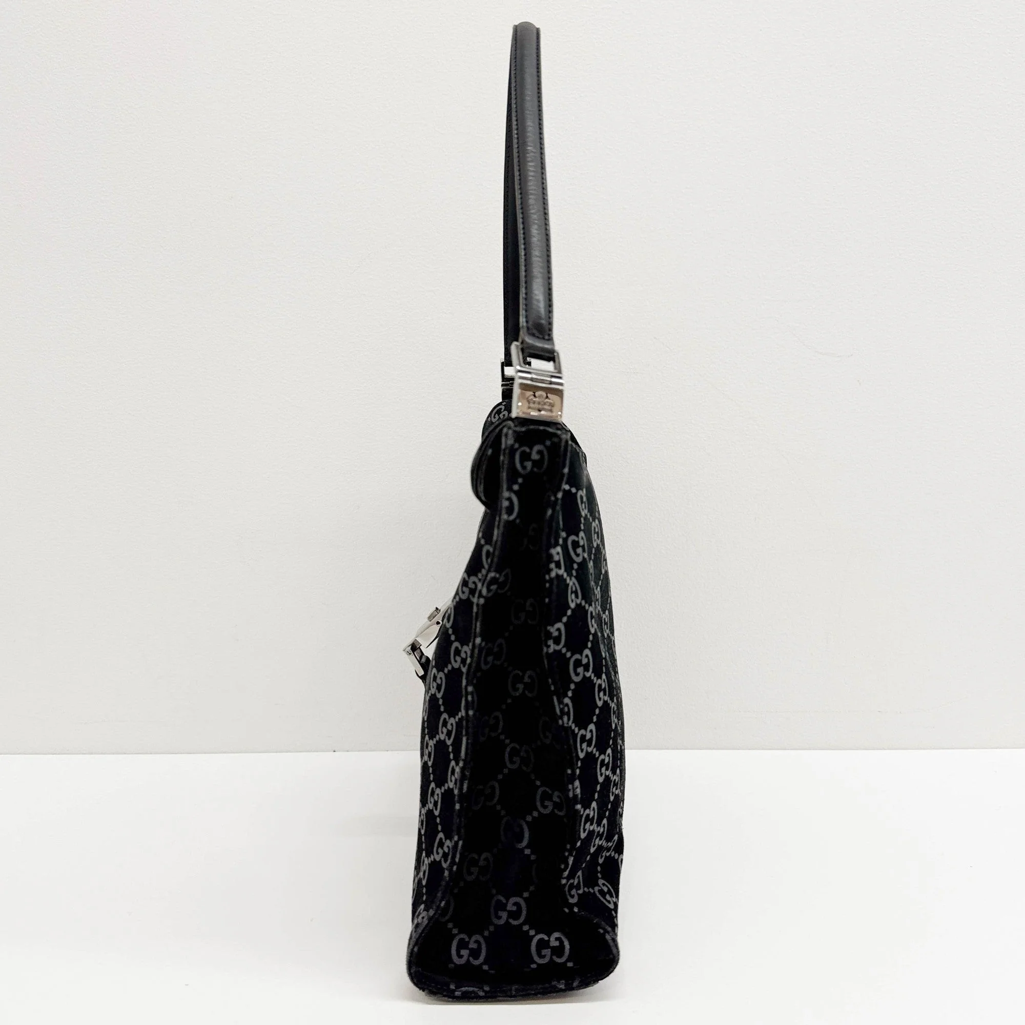 Jackie Black GG Suede Shoulder Bag - Image 5