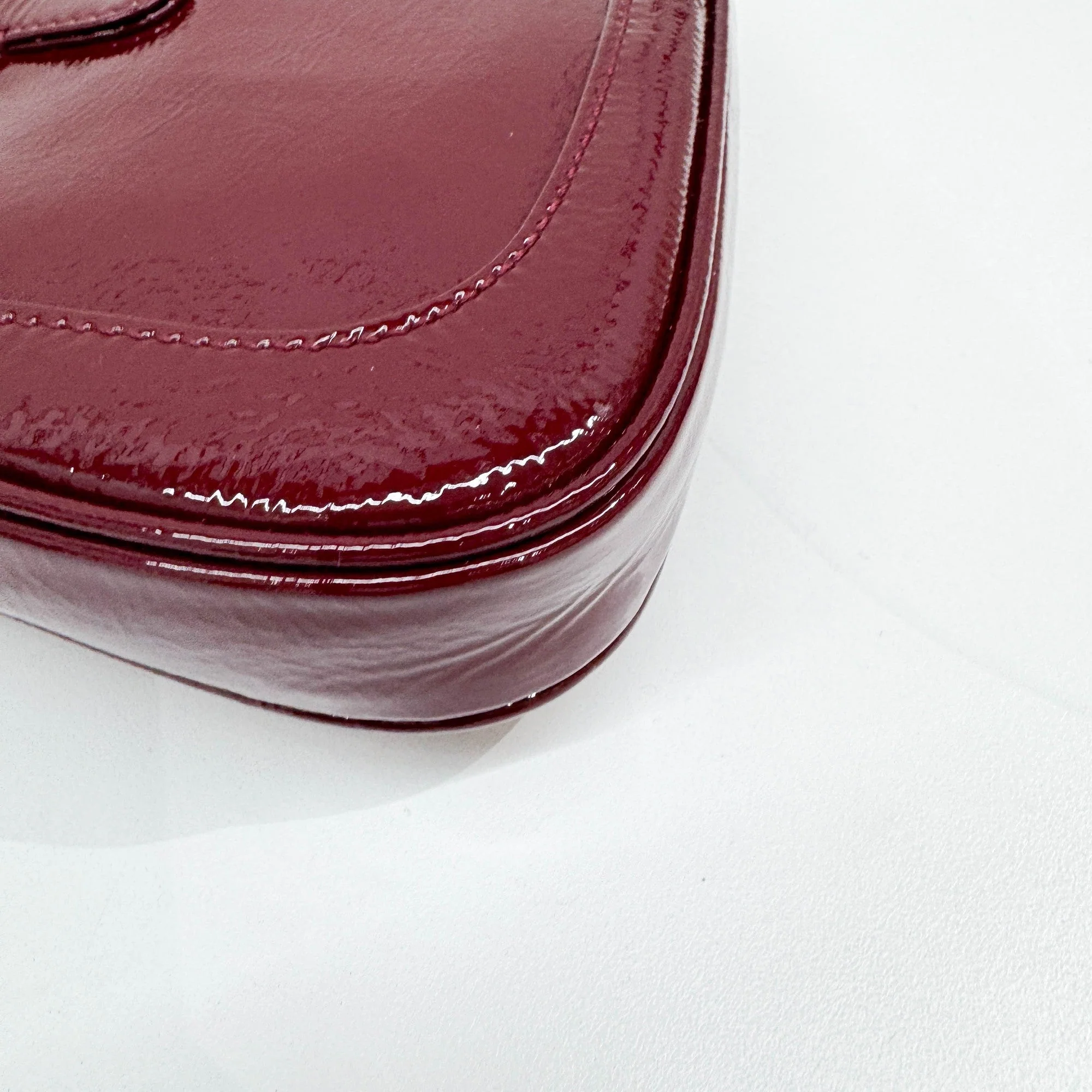Jackie Notte Red Patent Leather Shoulder Bag - Image 11
