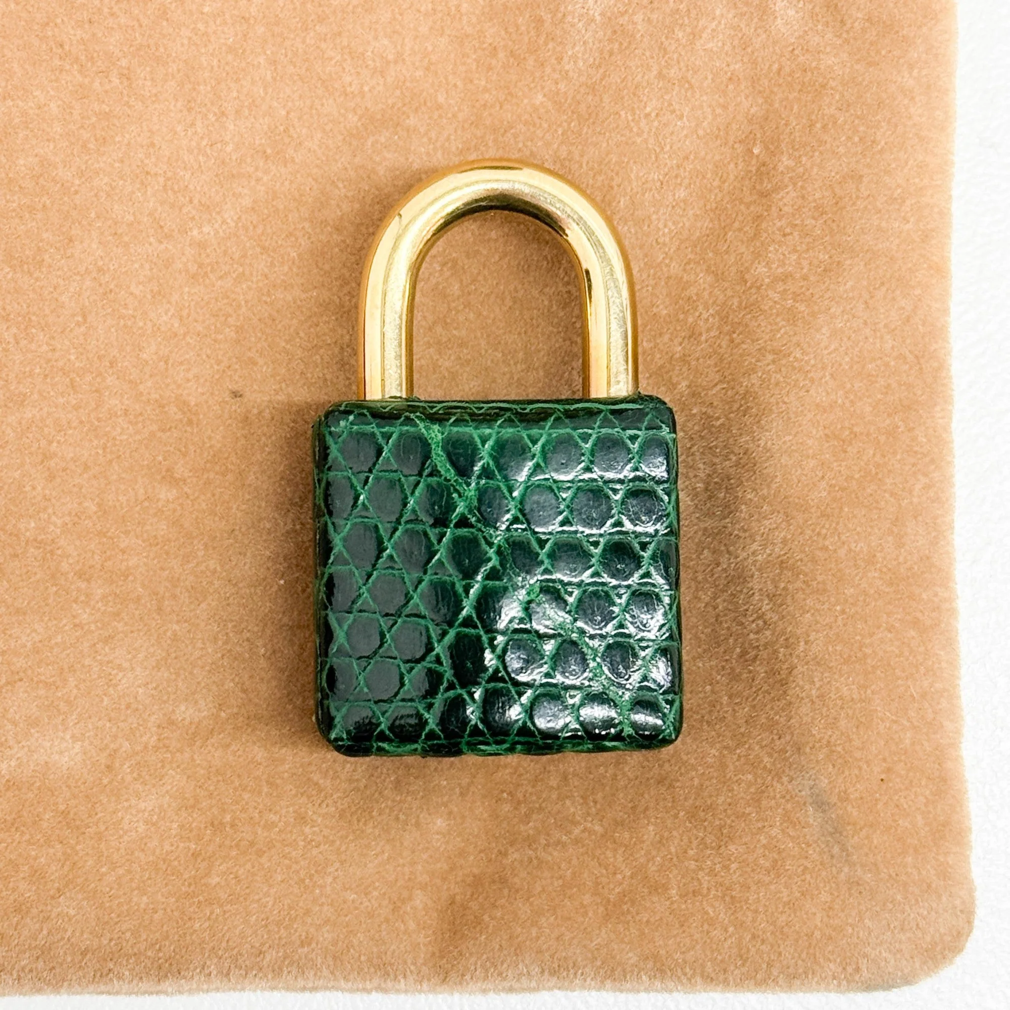 Kelly 28 1994 Green Lizard Embossed Leather Two Way Bag - Image 7
