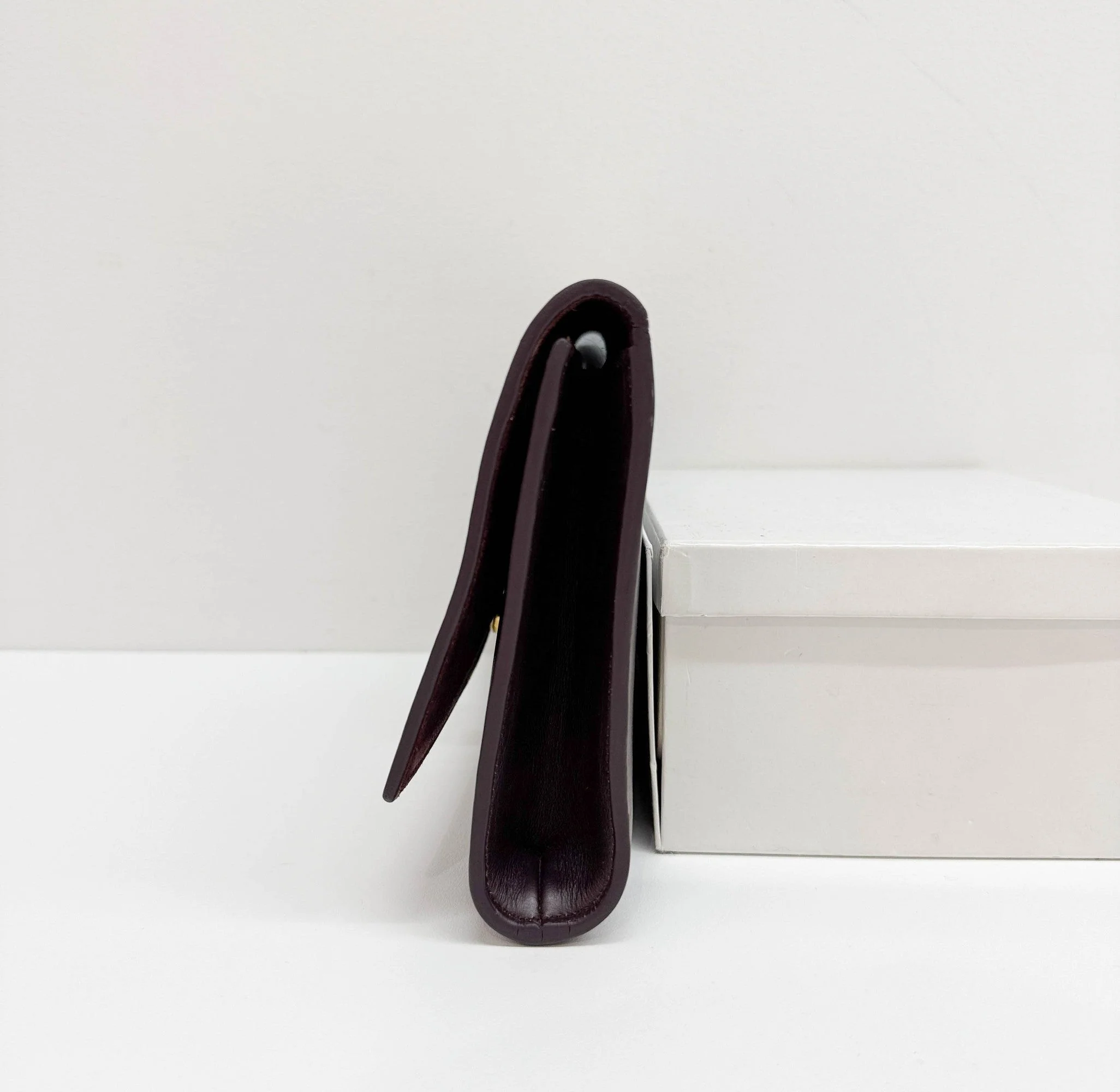 Ligne Y Rosewood Leather Clutch Bag - Image 4
