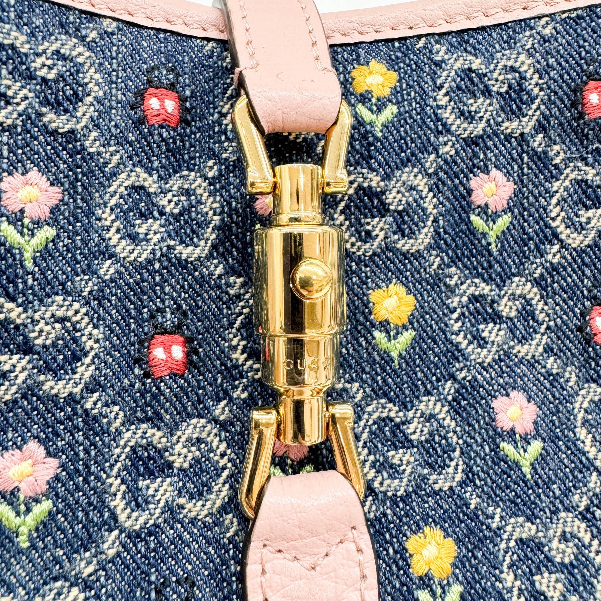 Limited Edition Mini Jackie 1961 Pink Leather Trim and Flower Embroidered GG Denim Shoulder Bag - Image 14