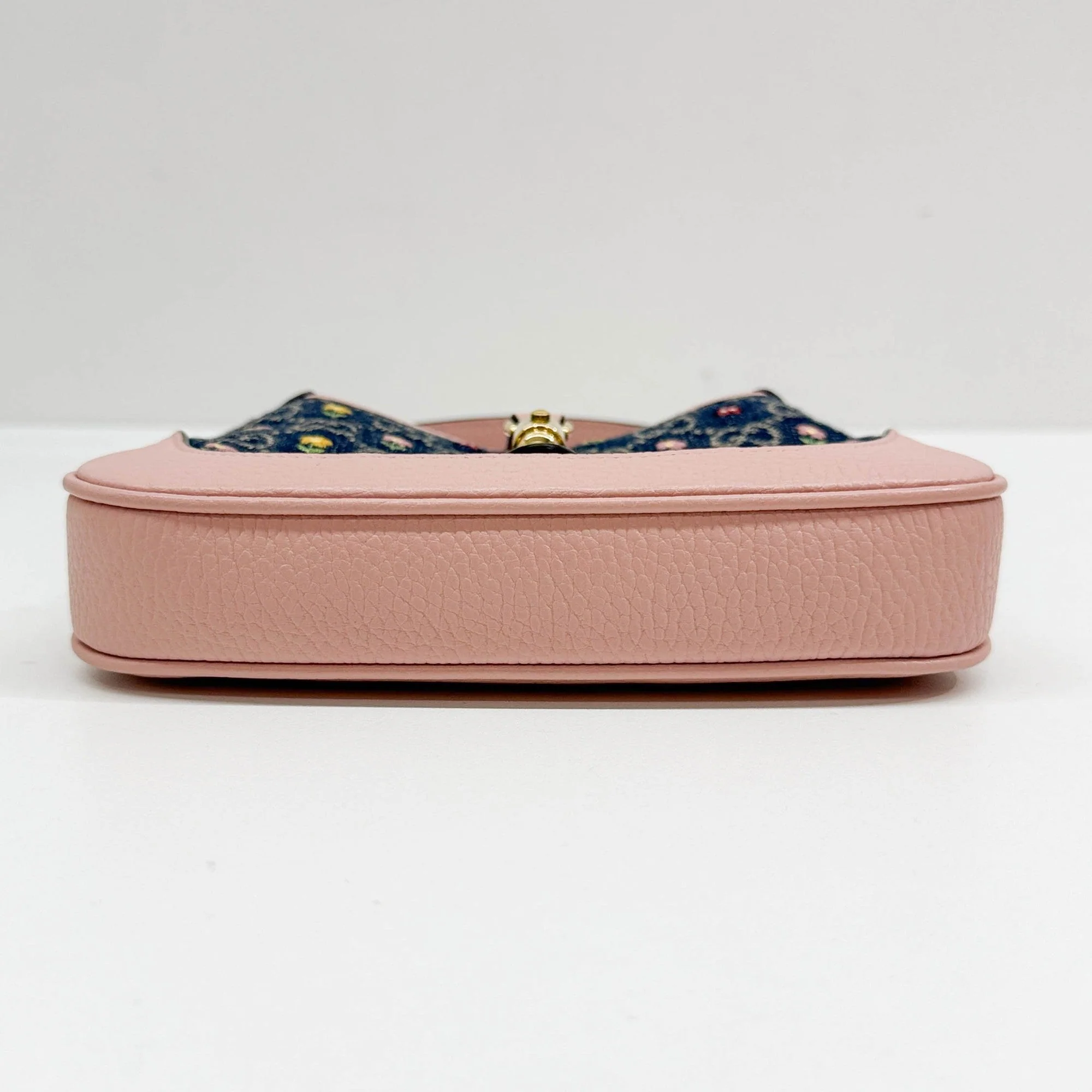 Limited Edition Mini Jackie 1961 Pink Leather Trim and Flower Embroidered GG Denim Shoulder Bag - Image 8