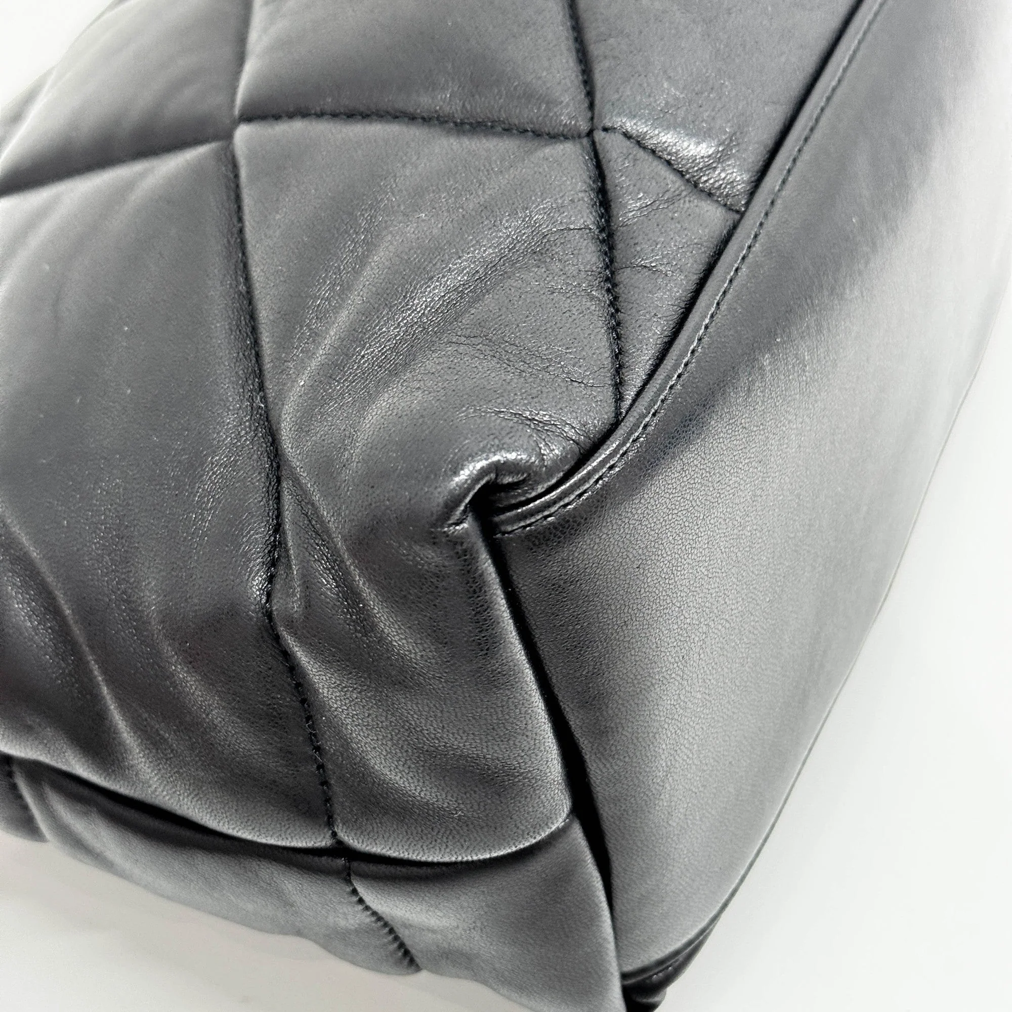 Loulou Calf-skin Black Leather with Silver Chain Shoulder Bag - Image 11