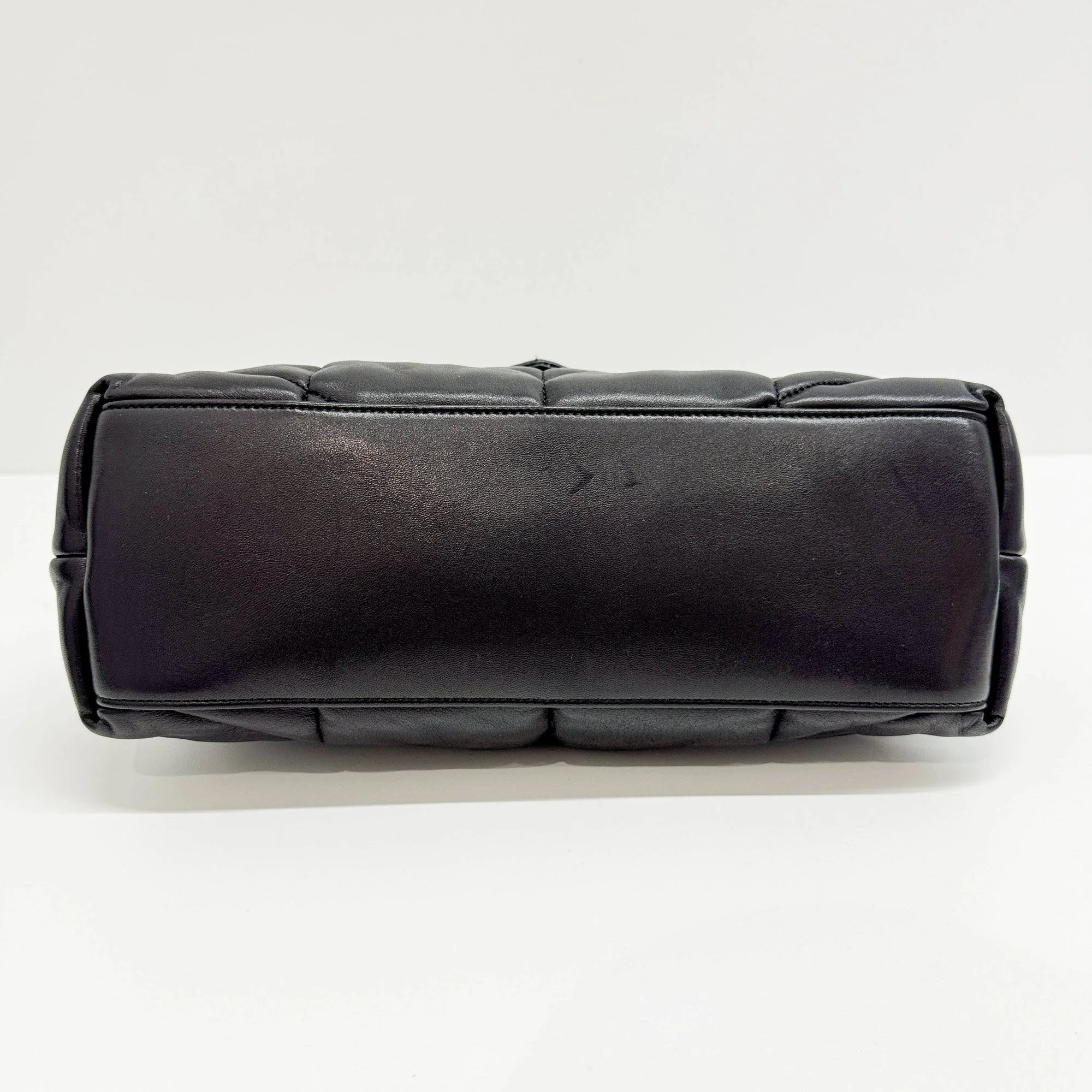 Loulou Calf-skin Black Leather with Silver Chain Shoulder Bag - Image 7