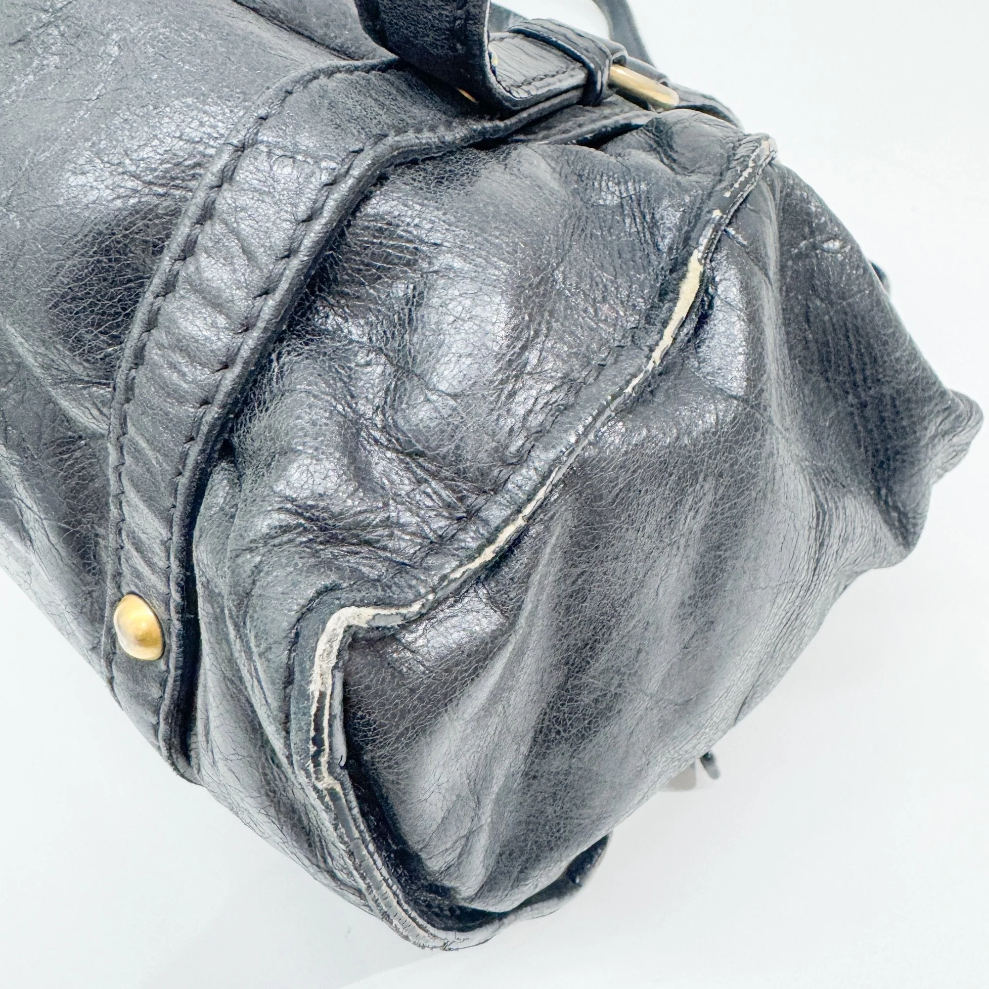 Lux Bow Vitello Black Leather Shoulder Bag - Image 10
