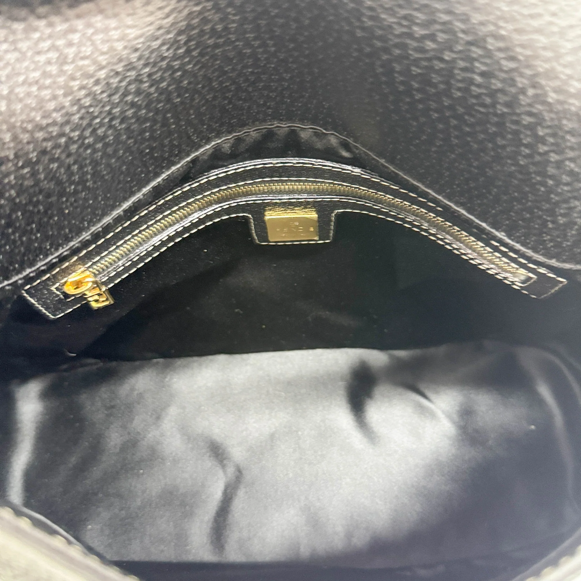 Mamma Baguette Black Leather Shoulder Bag - Image 15