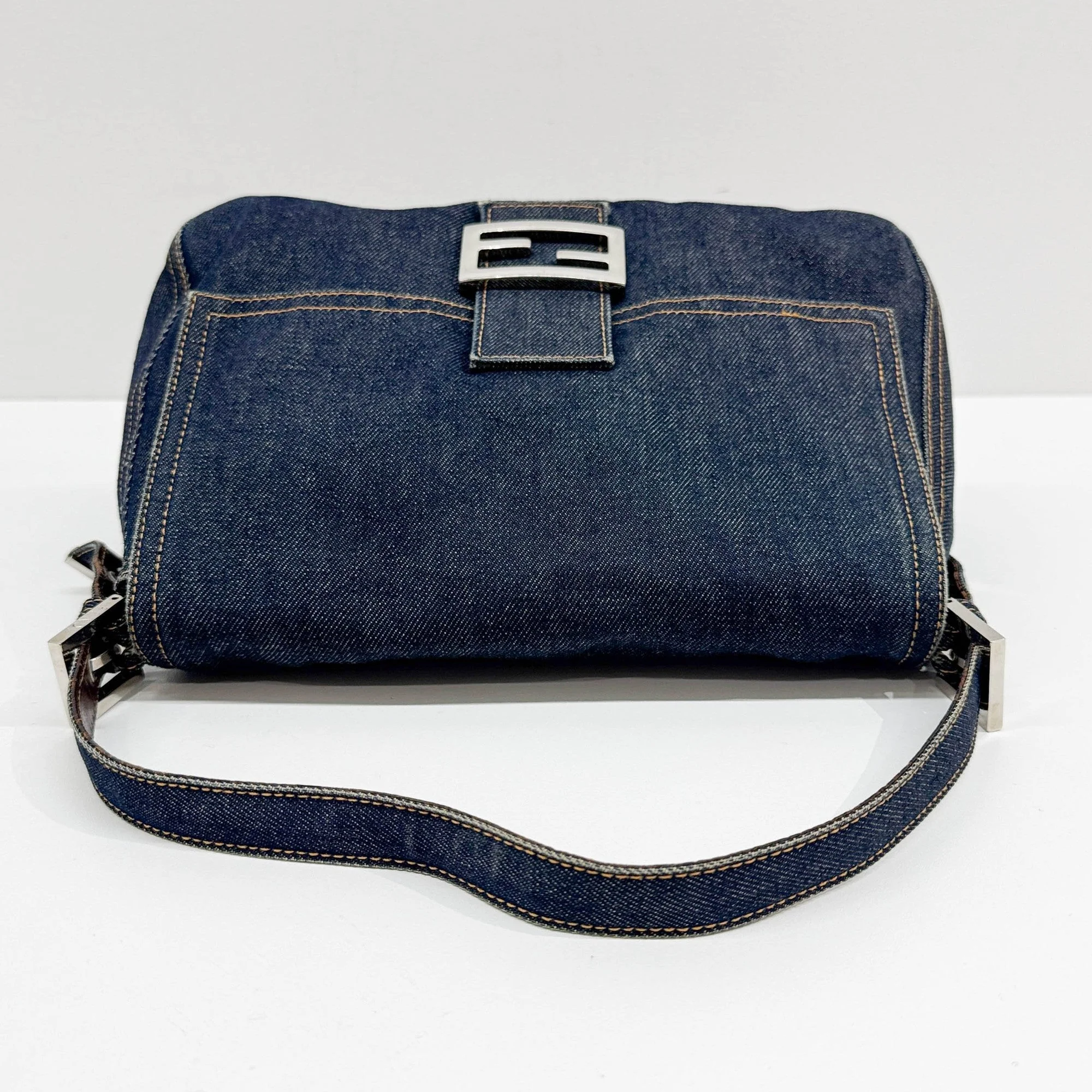 Mamma Baguette Blue Denim Shoulder Bag - Image 6