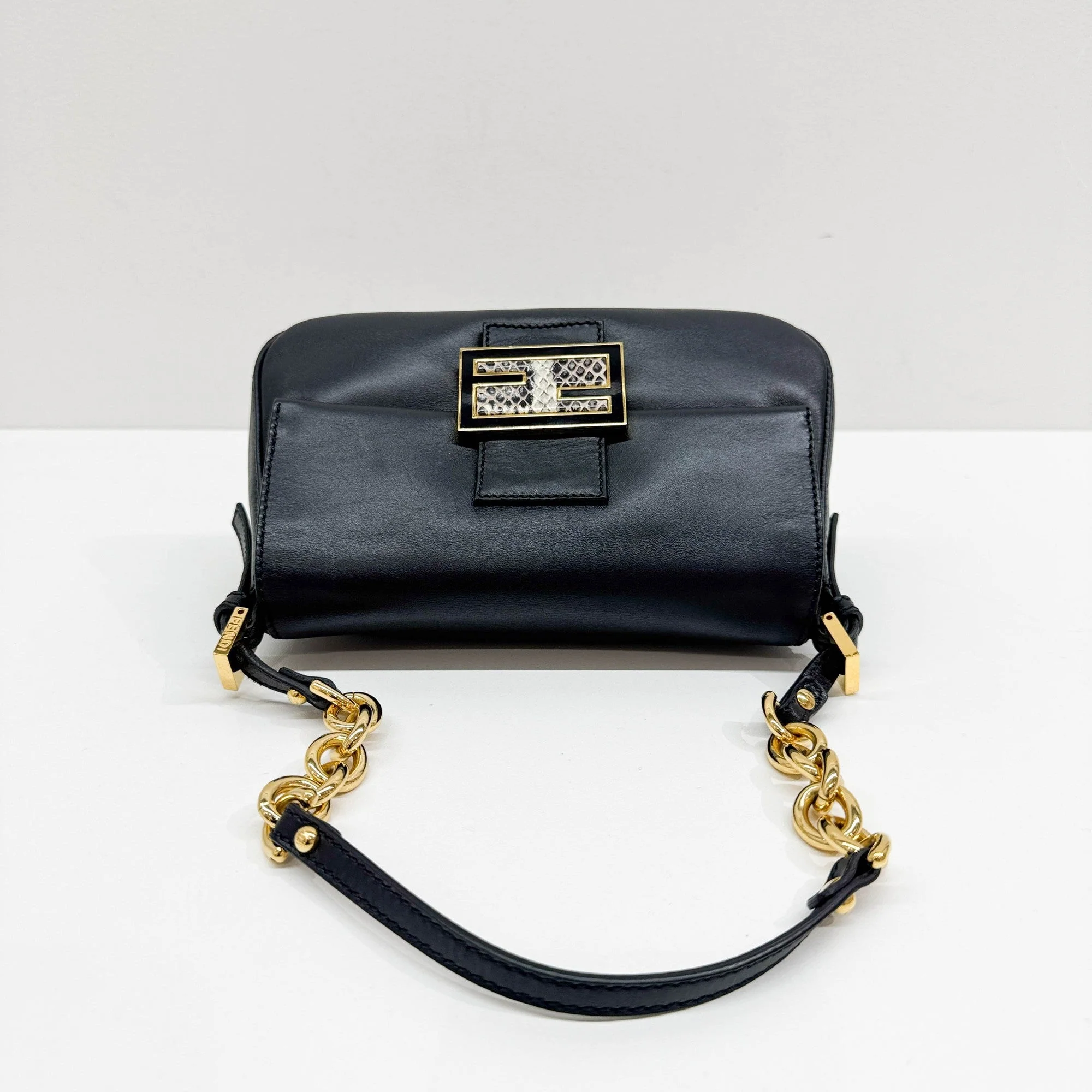Mamma Baguette Gold Chain Black Leather Shoulder Bag - Image 6