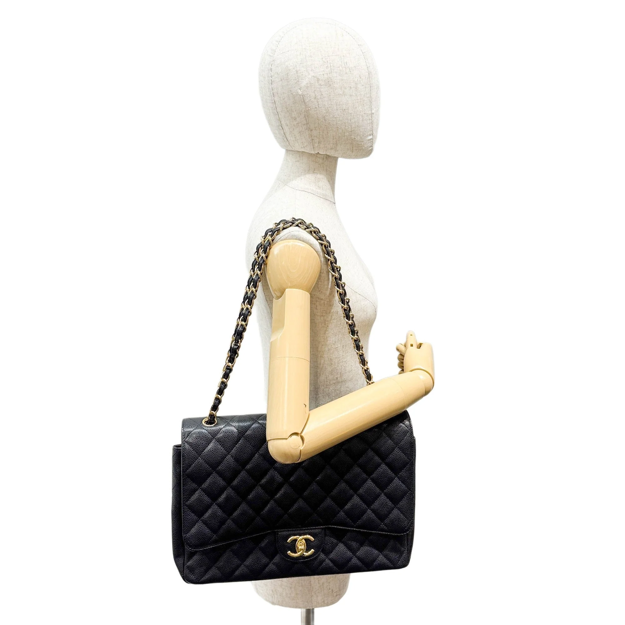 Maxi Classic Double Flap 2012 Matelasse Black Leather Shoulder Bag - Image 3