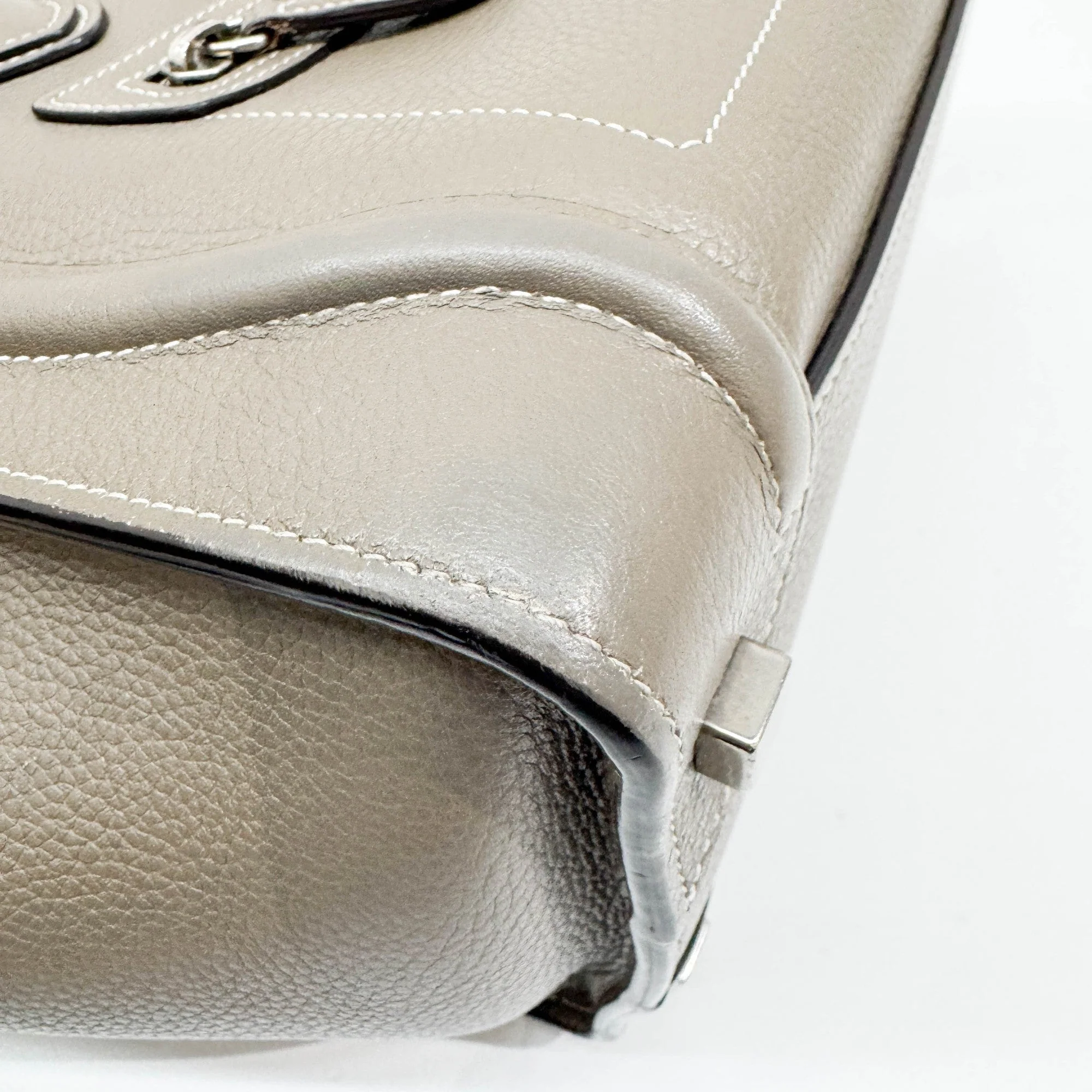 Micro Luggage Elephant Gray Leather Hand Bag - Image 8
